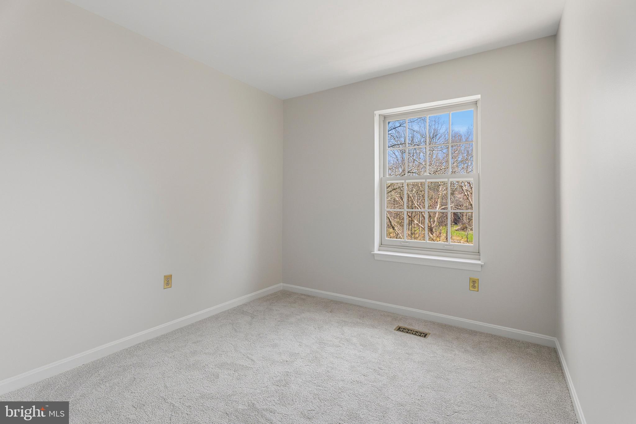 LOVETON FARMS - Residential