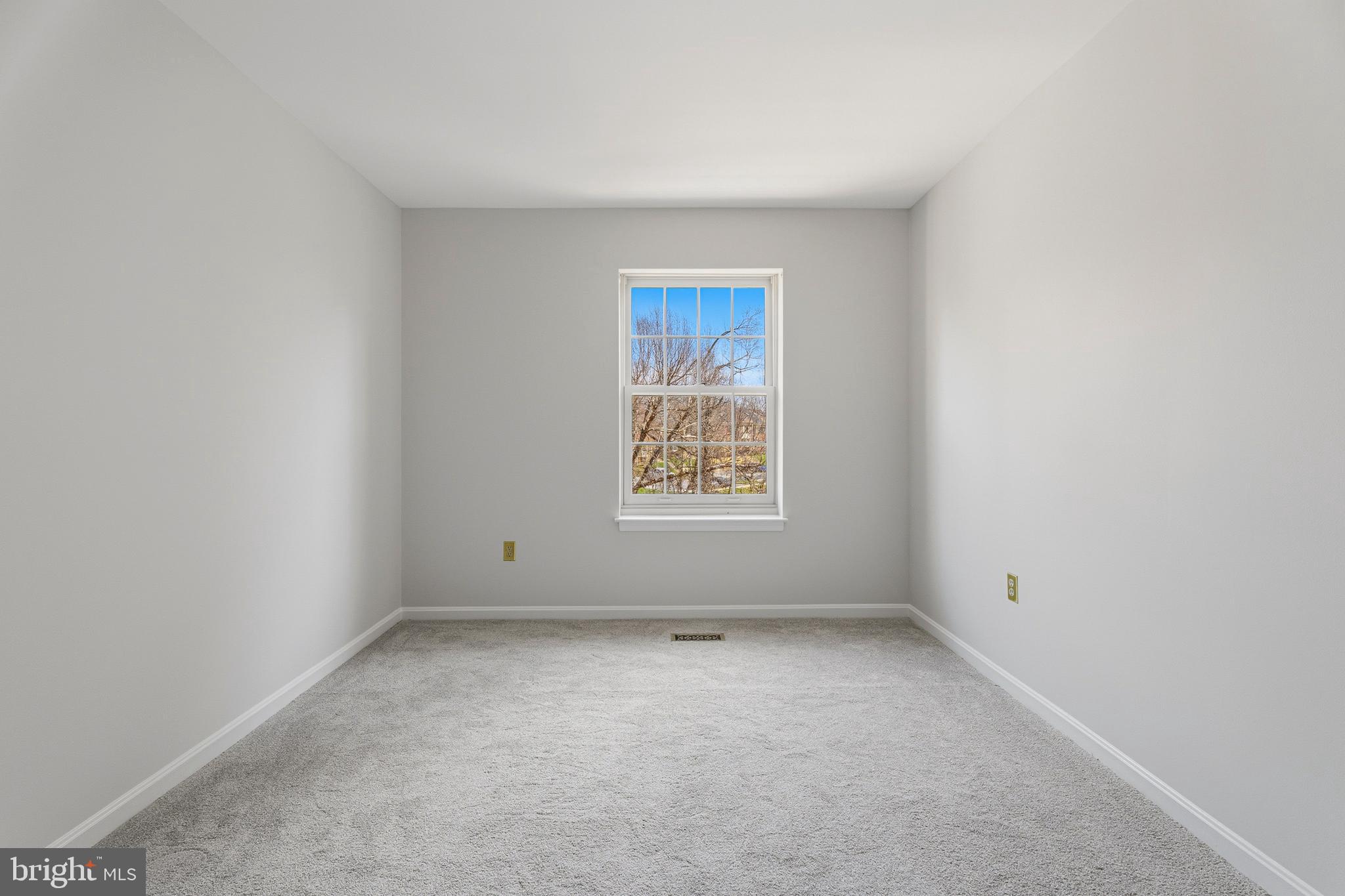 LOVETON FARMS - Residential