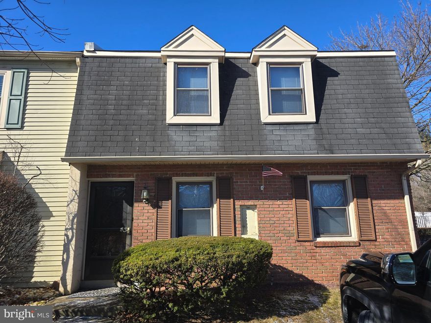 This updated townhouse for rent features new flooring and carpet, a brand-new kitchen, and updated bathrooms. Walk to town and enjoy everything historic Newtown has to offer.
