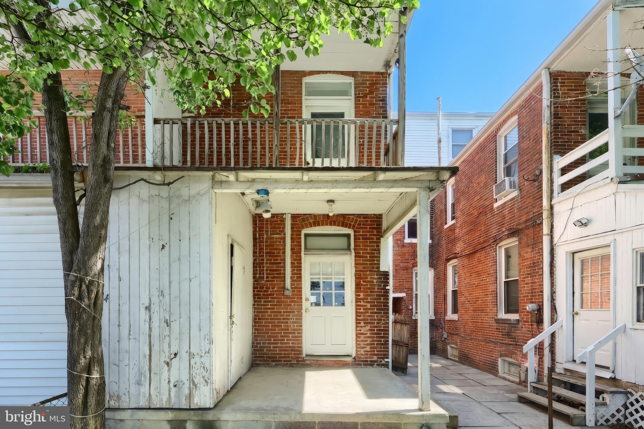 EAST YORK - Residential