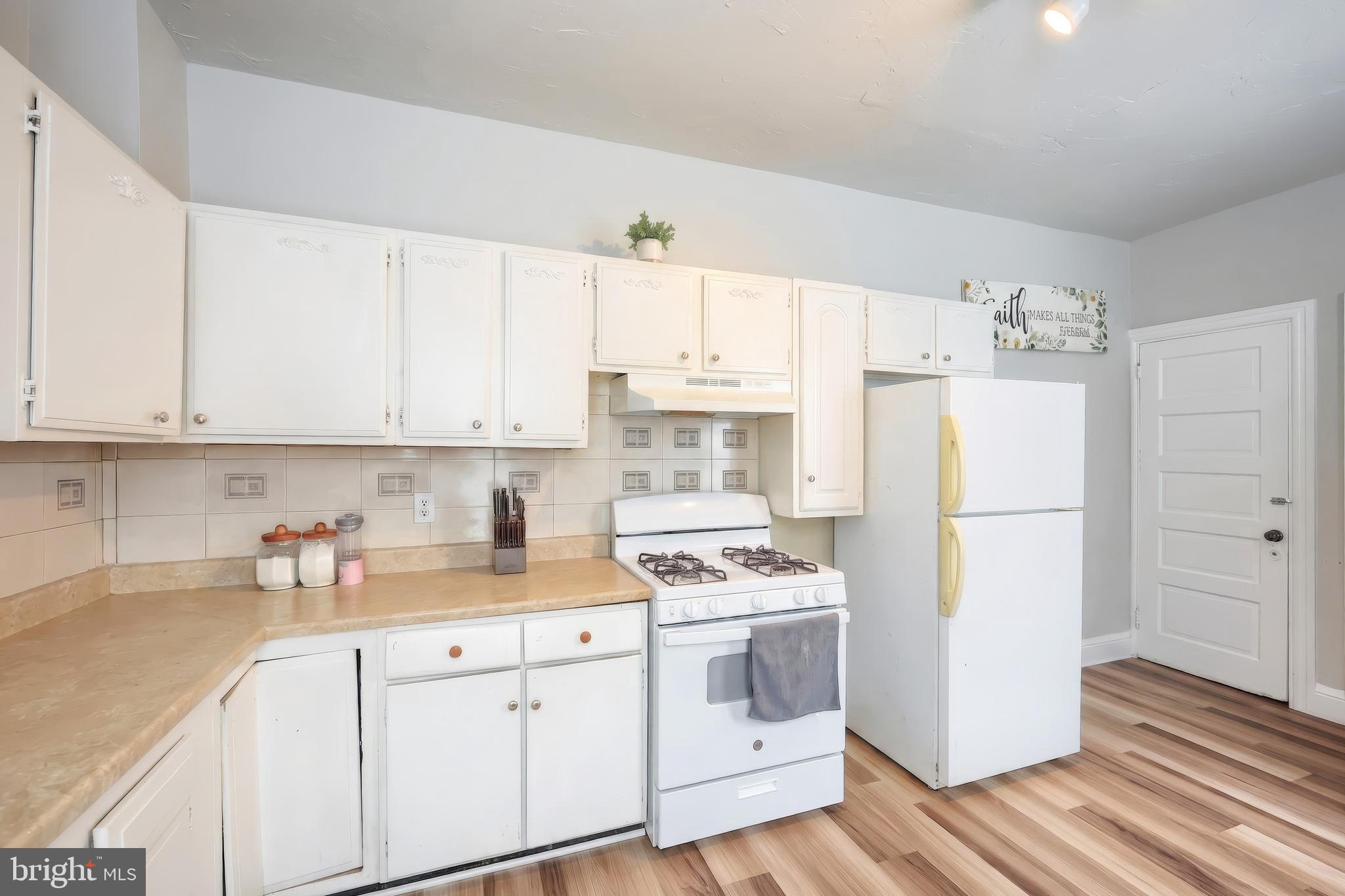 EAST YORK - Residential