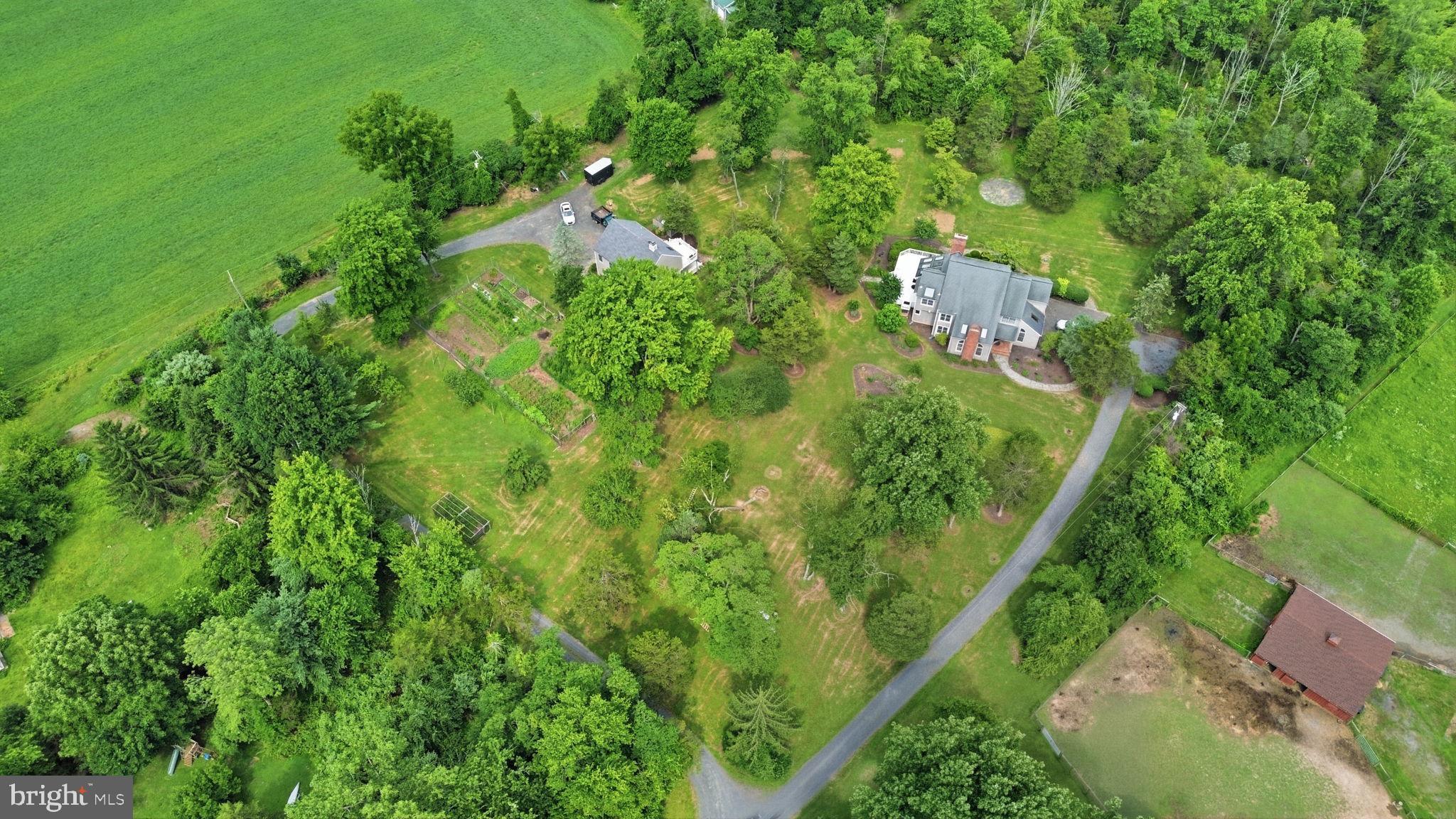 136 ROCKTOWN-LAMB ROAD