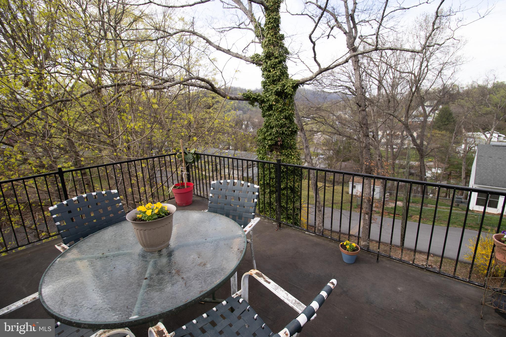 RAVENSWOOD ADDITION - Residential