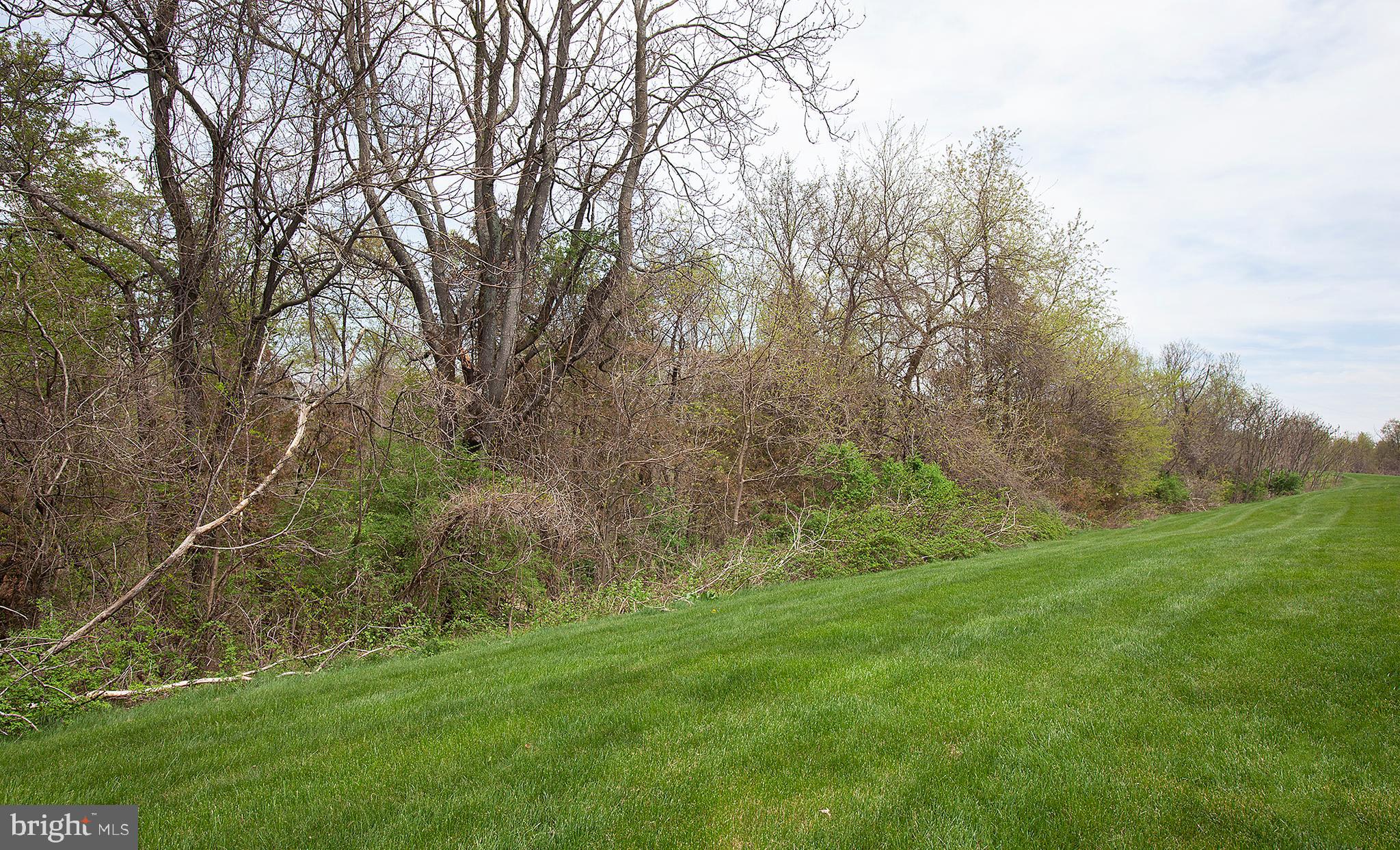 VILLAS AT HERSHEY MEADOWS - Residential