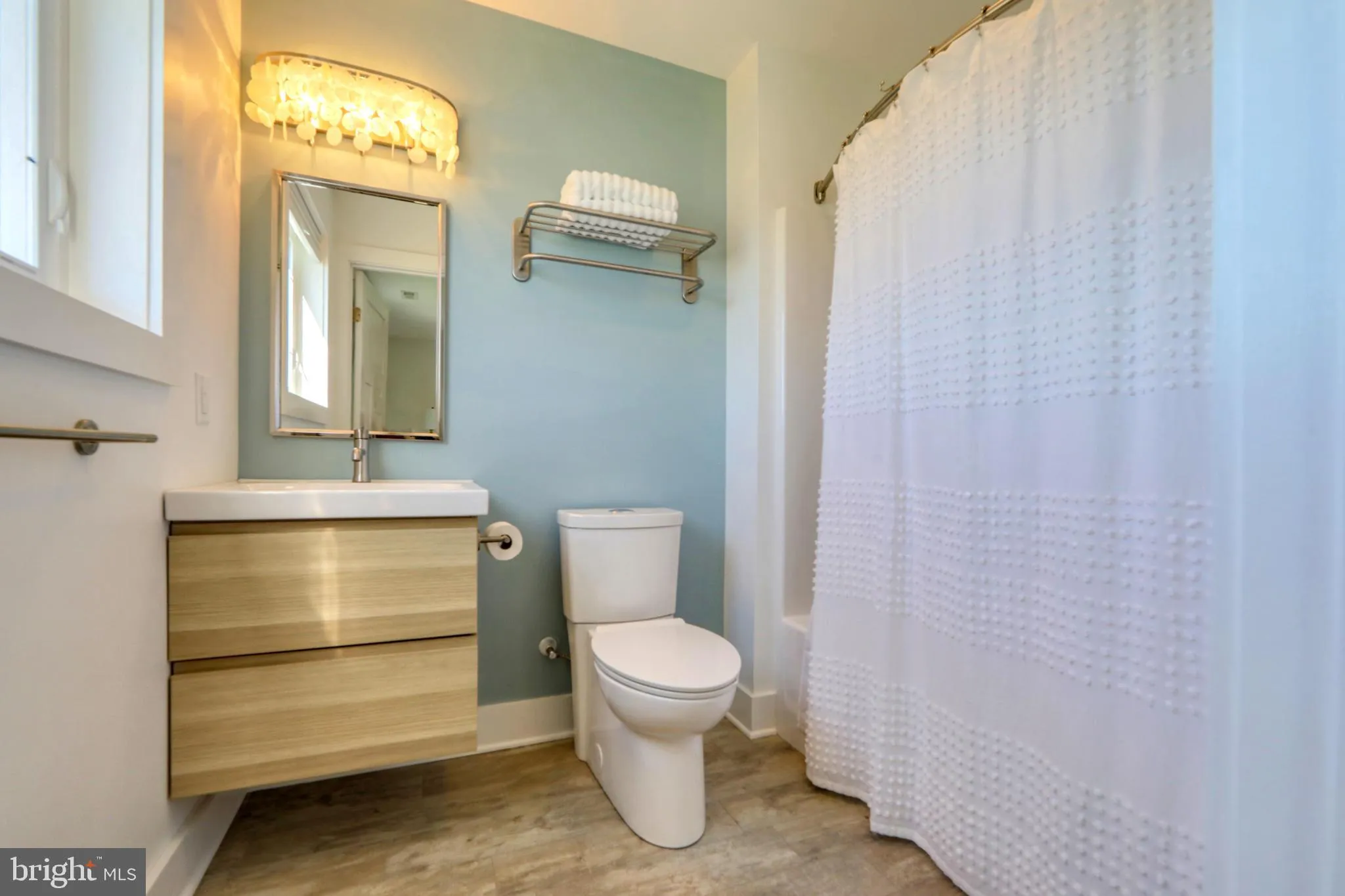 Lewes, Delaware 19958, United States, 6 Bedrooms Bedrooms, ,7 BathroomsBathrooms,Residential,Active,219820