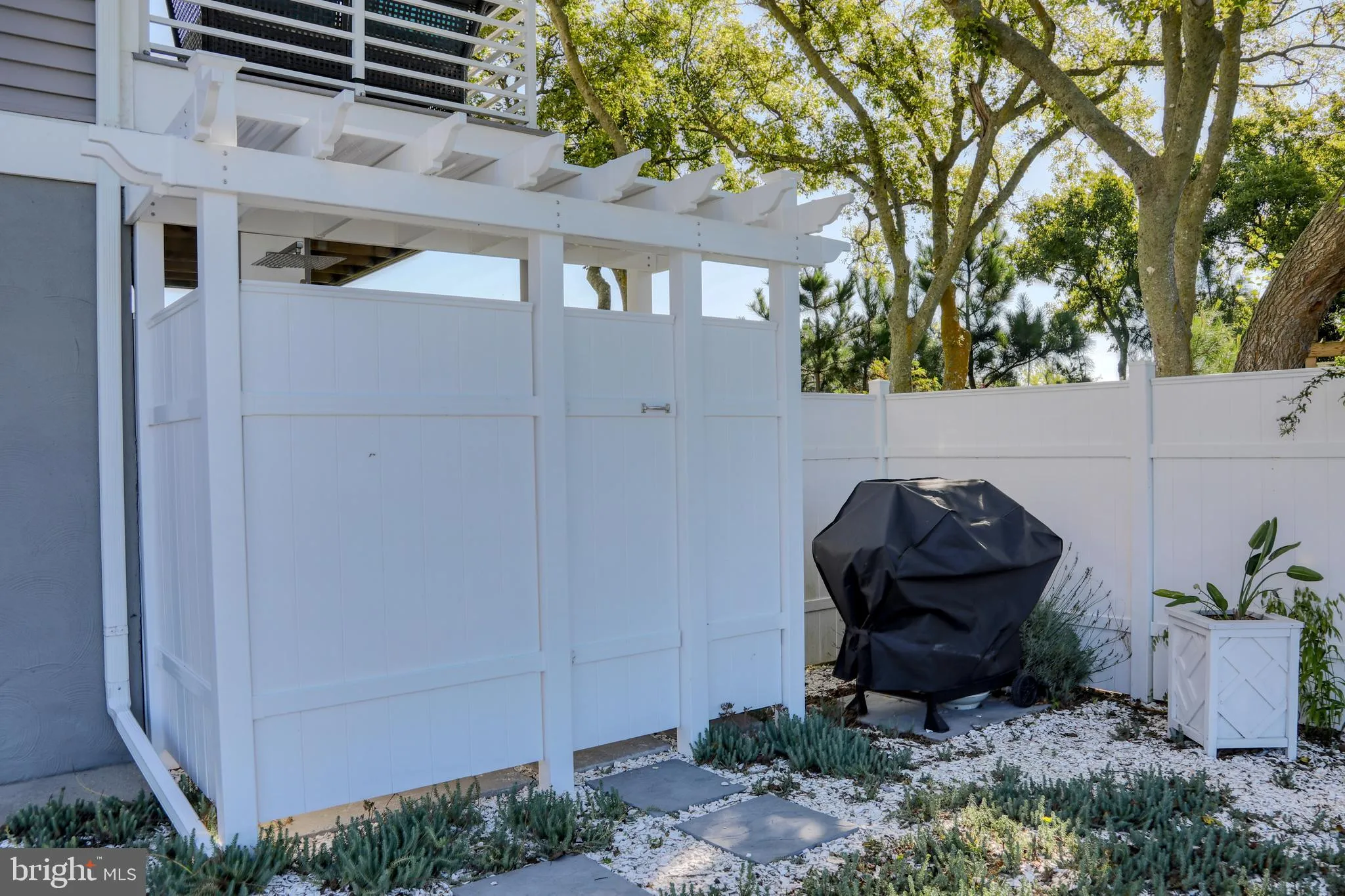 Lewes, Delaware 19958, United States, 6 Bedrooms Bedrooms, ,7 BathroomsBathrooms,Residential,Active,219820