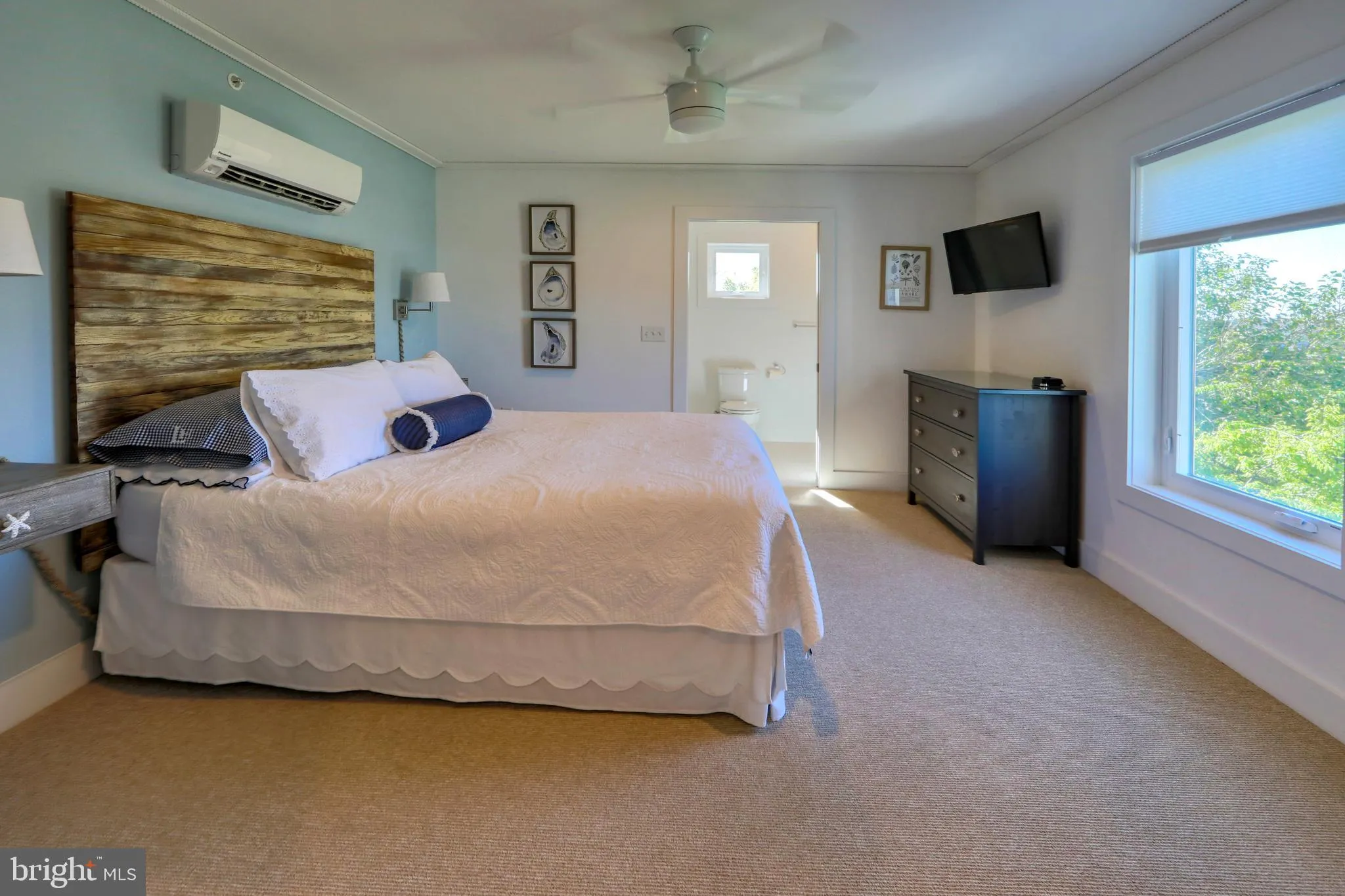 Lewes, Delaware 19958, United States, 6 Bedrooms Bedrooms, ,7 BathroomsBathrooms,Residential,Active,219820