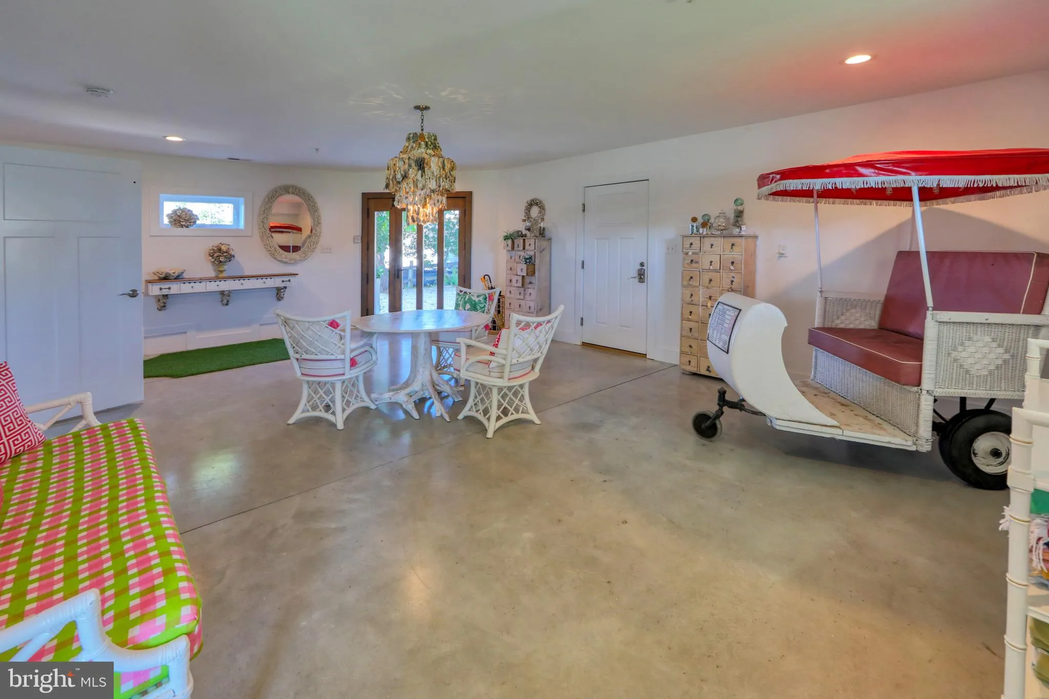 Lewes, Delaware 19958, United States, 6 Bedrooms Bedrooms, ,7 BathroomsBathrooms,Residential,Active,219820