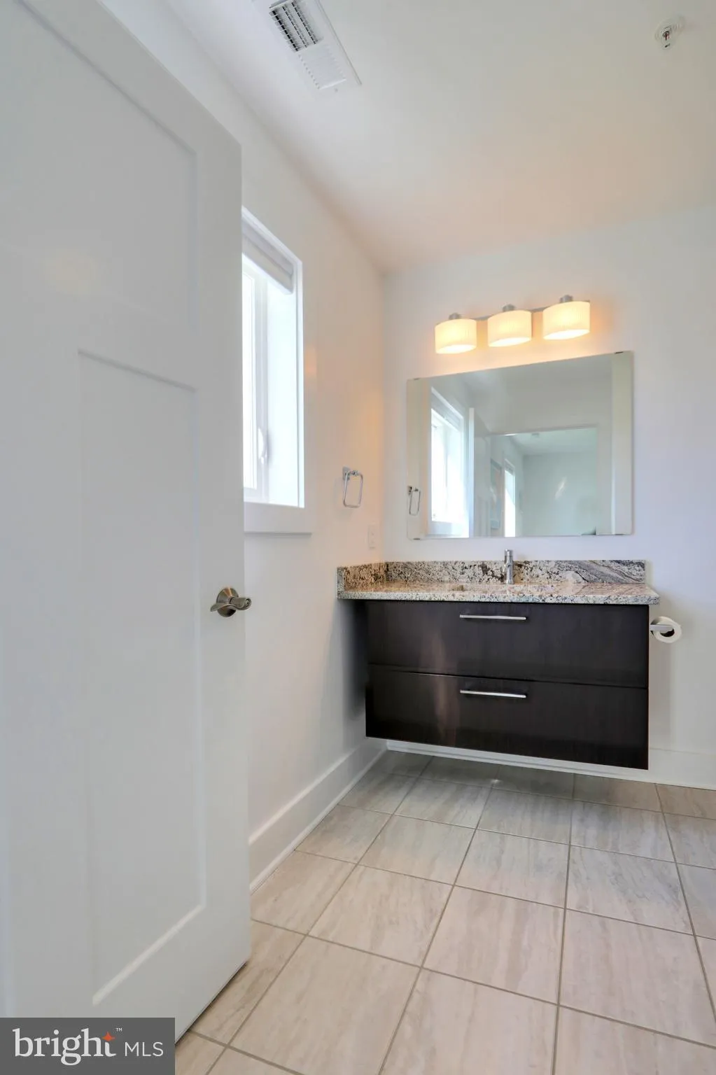 Lewes, Delaware 19958, United States, 6 Bedrooms Bedrooms, ,7 BathroomsBathrooms,Residential,Active,219820