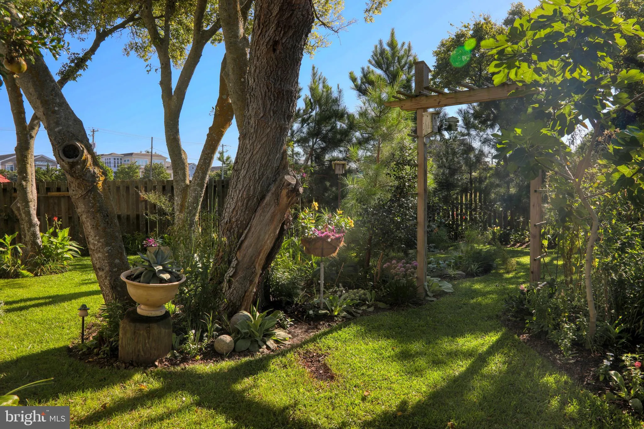 Lewes, Delaware 19958, United States, 6 Bedrooms Bedrooms, ,7 BathroomsBathrooms,Residential,Active,219820