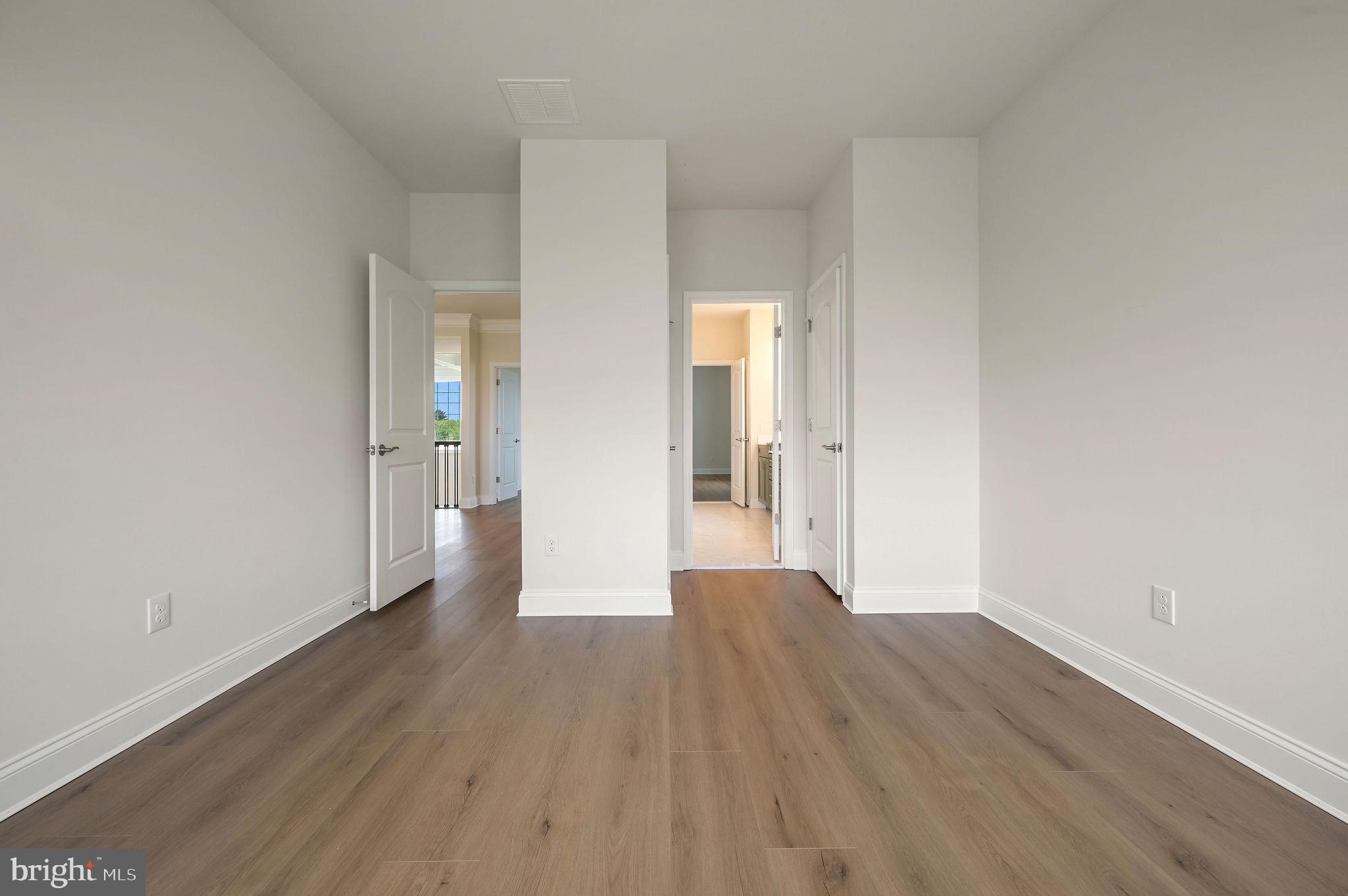 HIGHLANDS AT BACK CREEK - Residential