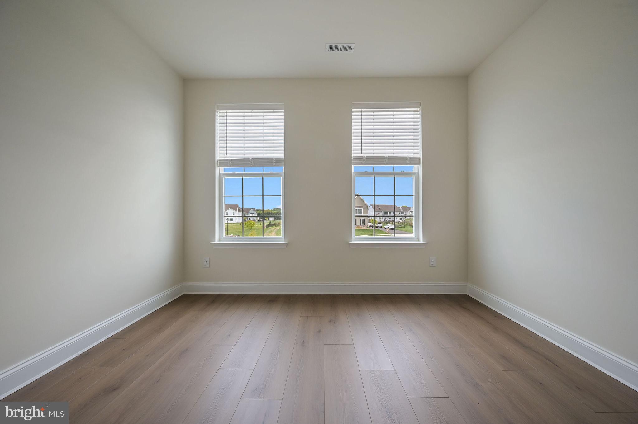 HIGHLANDS AT BACK CREEK - Residential