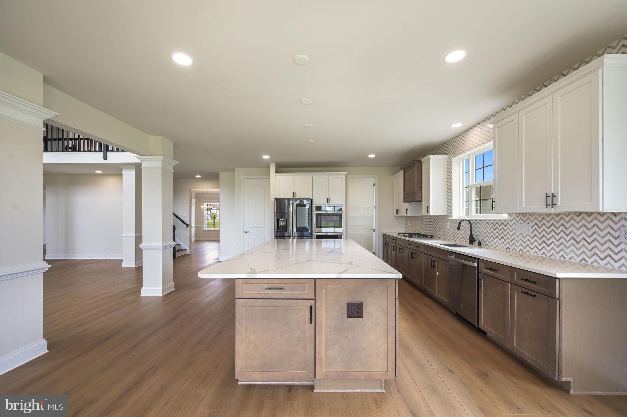 HIGHLANDS AT BACK CREEK - Residential