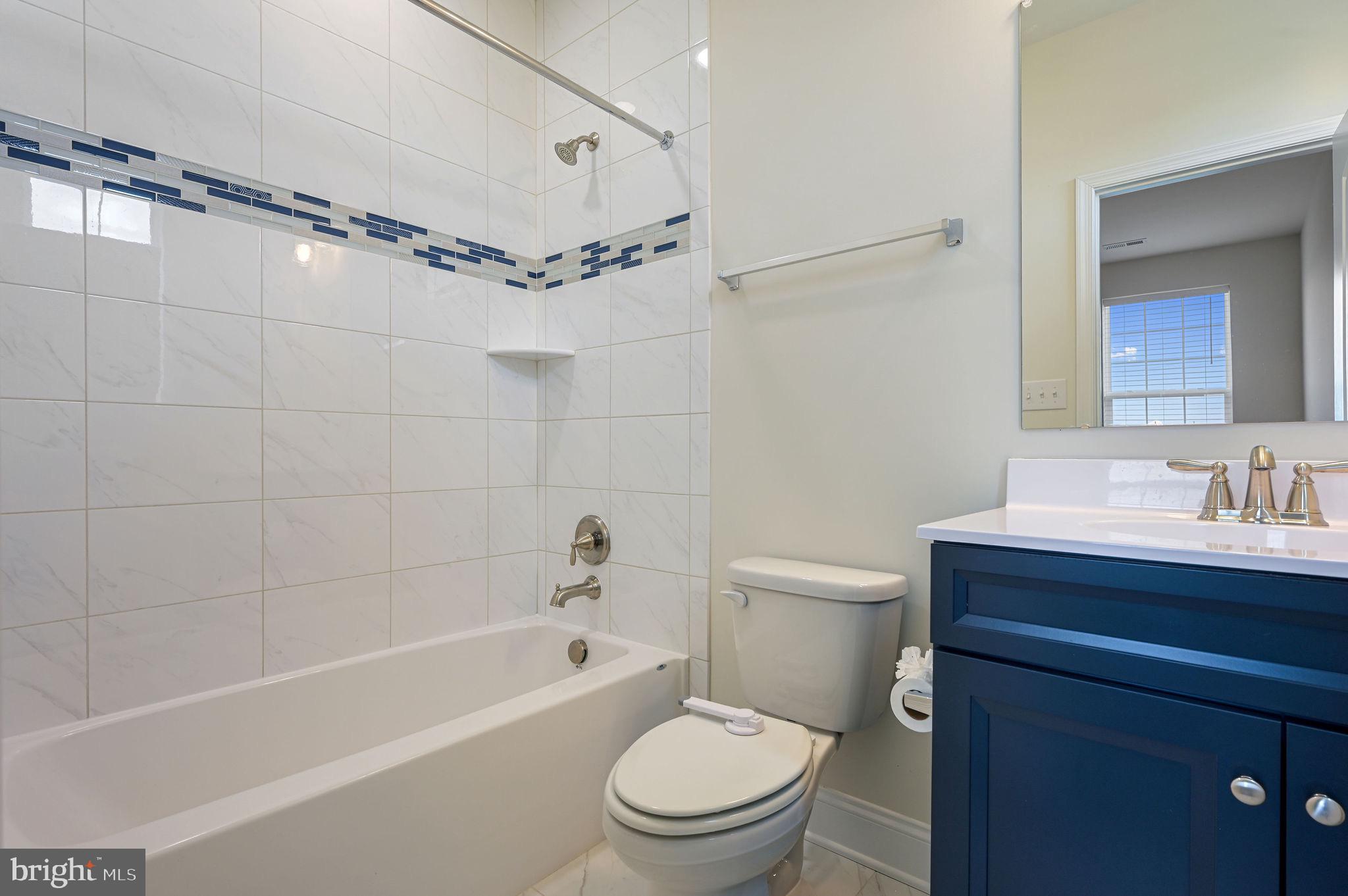 HIGHLANDS AT BACK CREEK - Residential