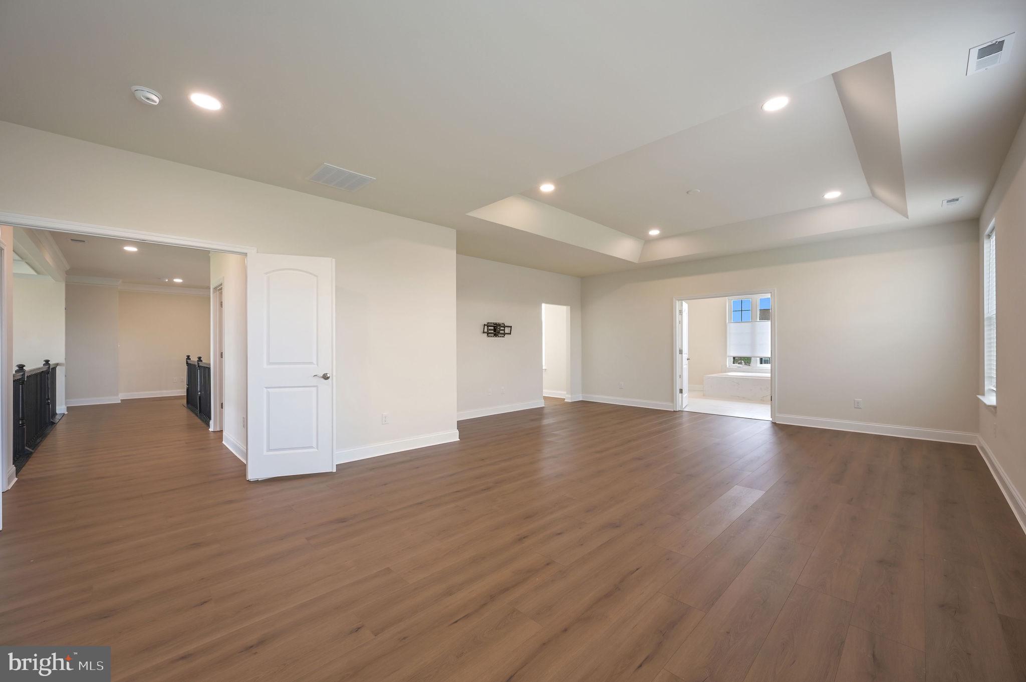 HIGHLANDS AT BACK CREEK - Residential