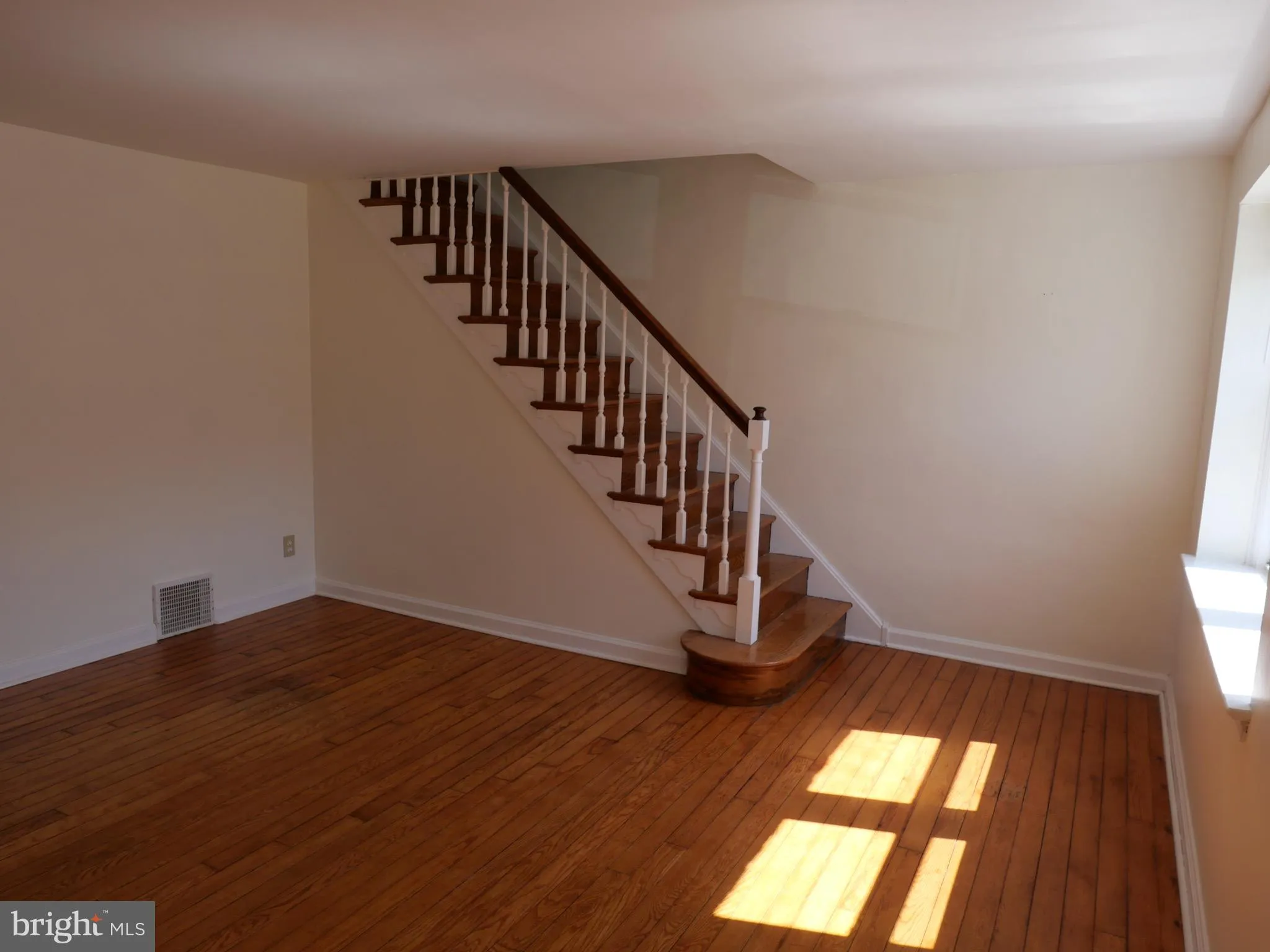 Upper Darby, Pennsylvania 19082, United States, 3 Bedrooms Bedrooms, ,1 BathroomBathrooms,Residential,Pending,111250