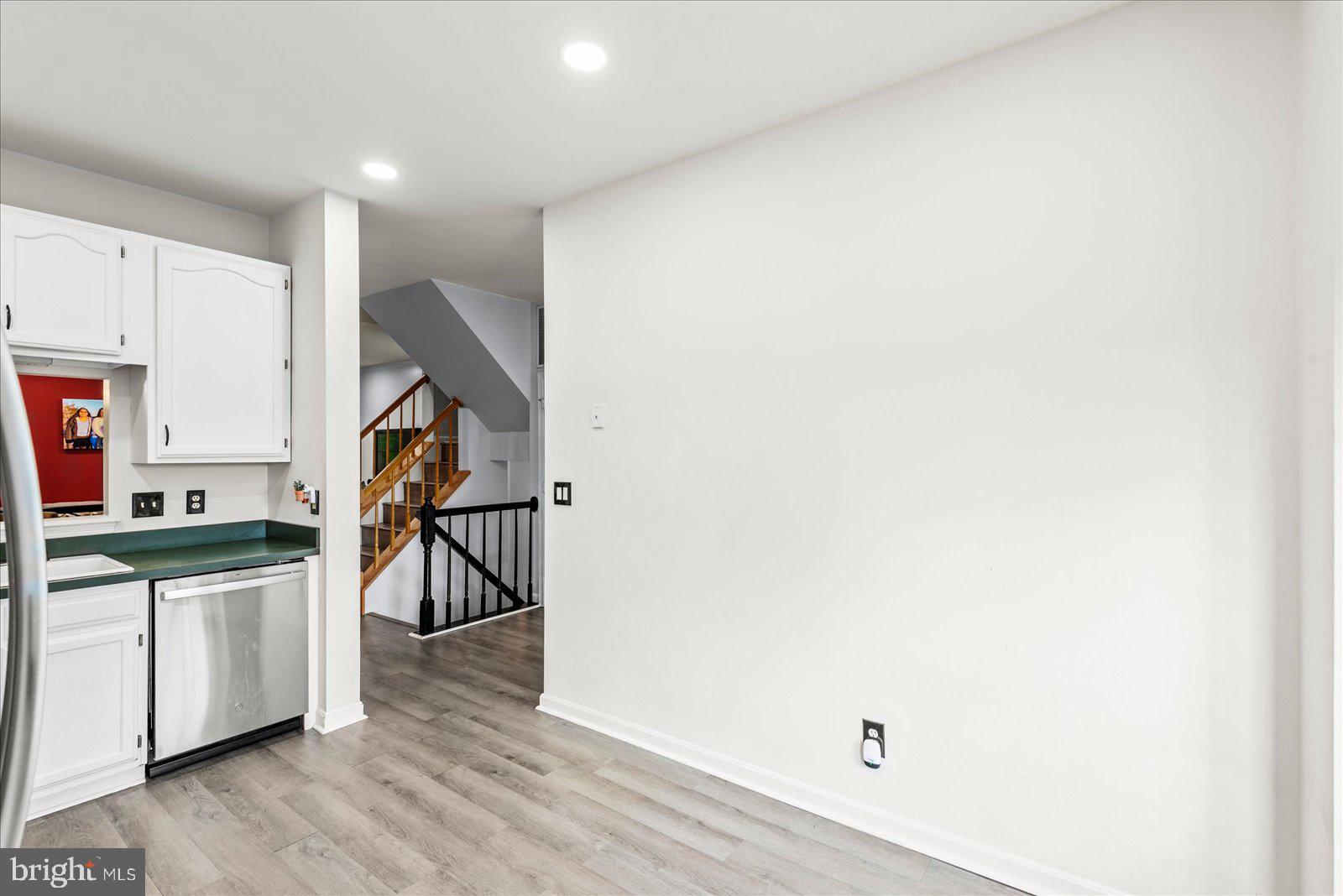 HEATHER HILLS - Residential Lease