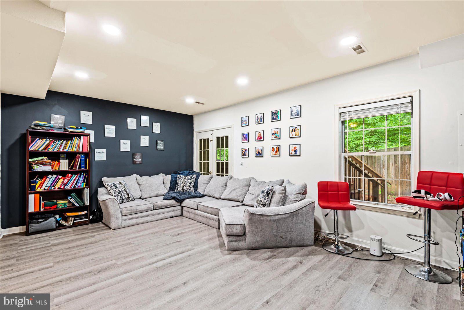 HEATHER HILLS - Residential Lease