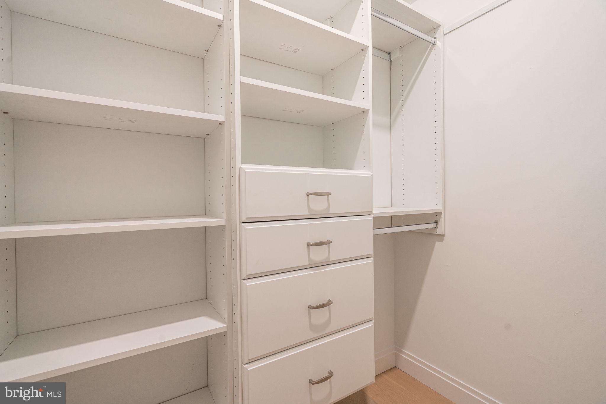 GRADUATE HOSPITAL - Residential