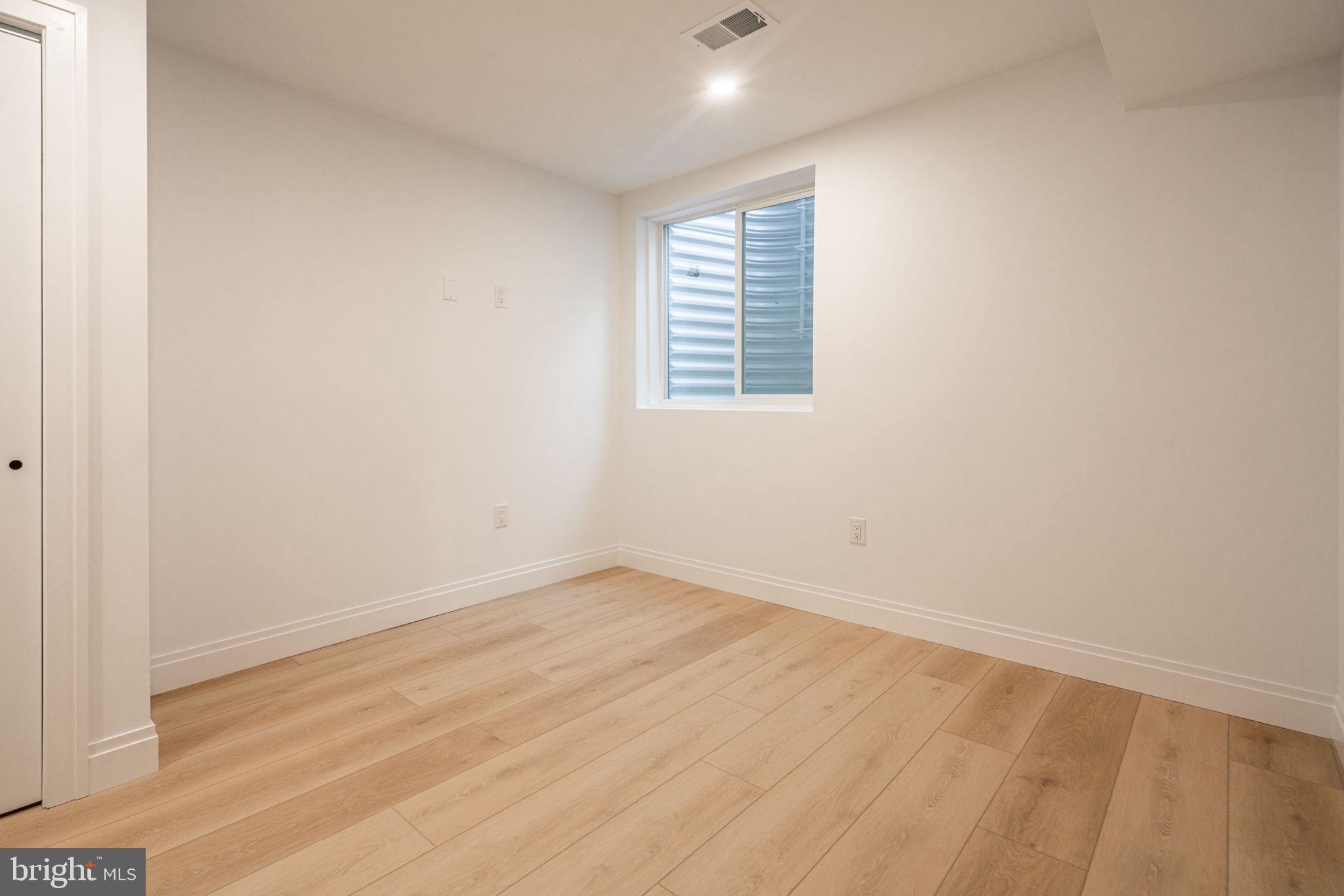 GRADUATE HOSPITAL - Residential