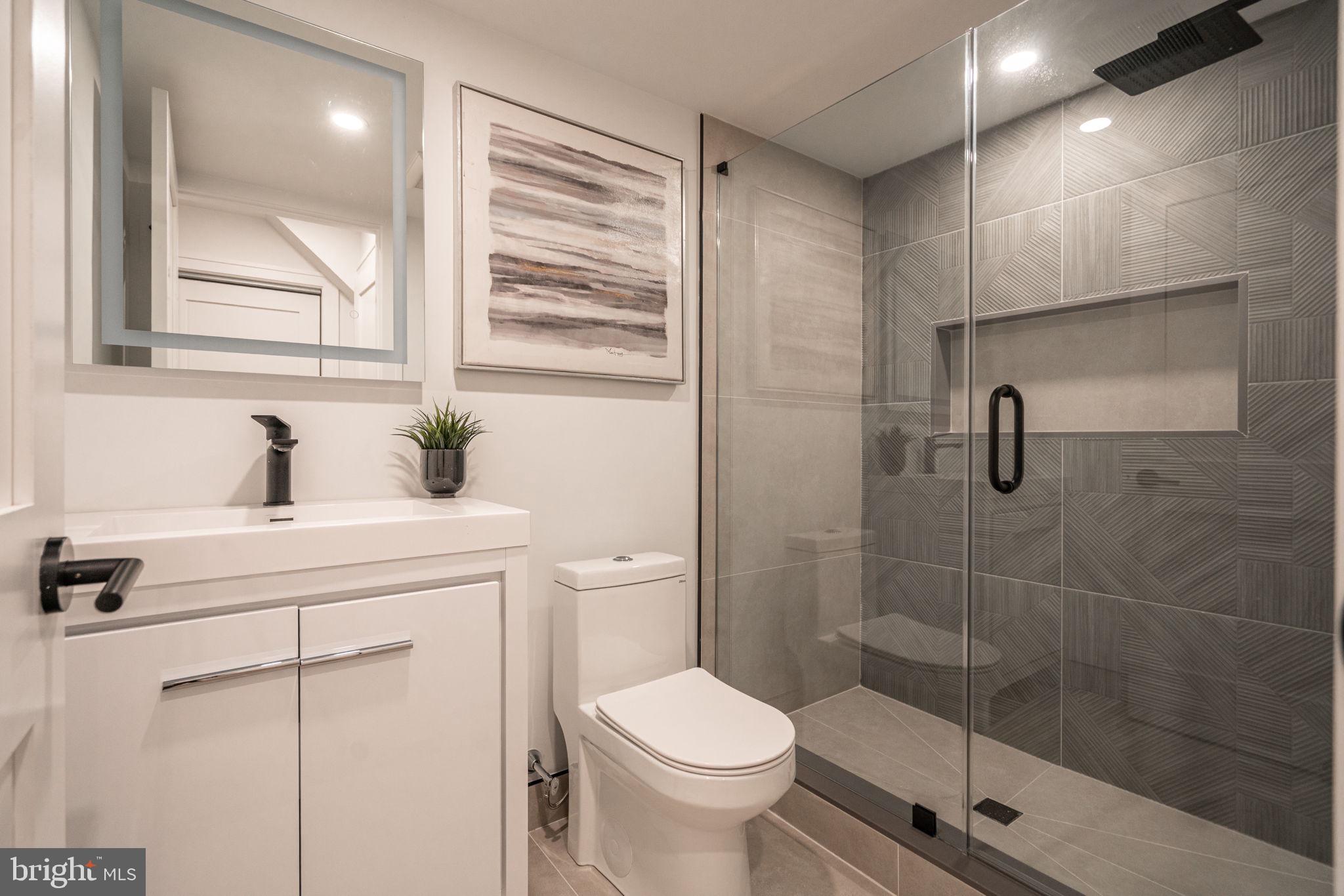 GRADUATE HOSPITAL - Residential