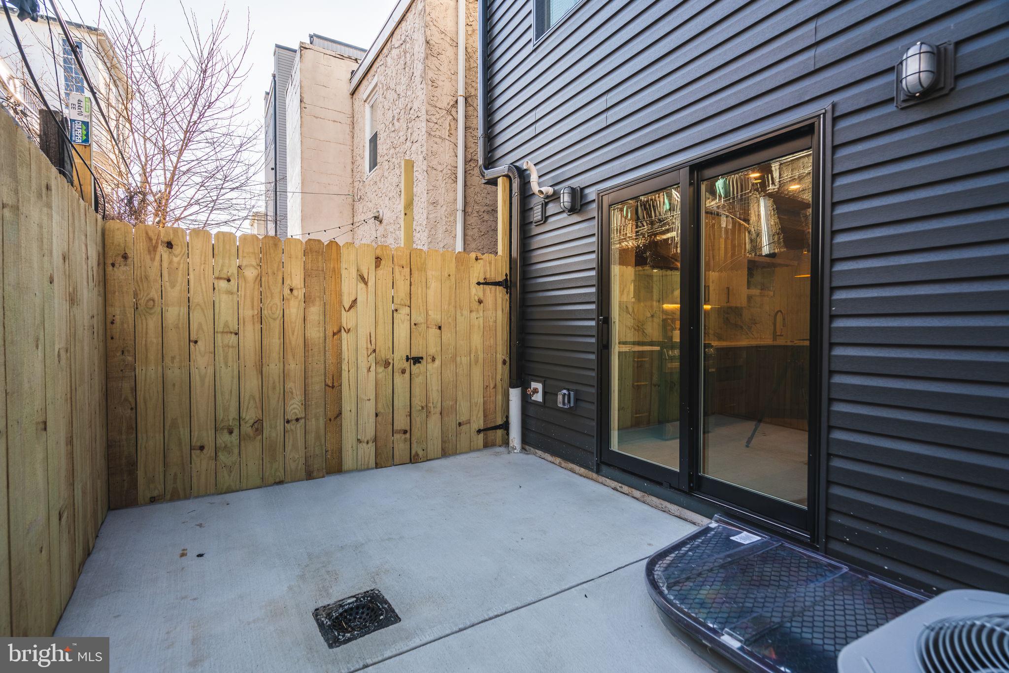 GRADUATE HOSPITAL - Residential