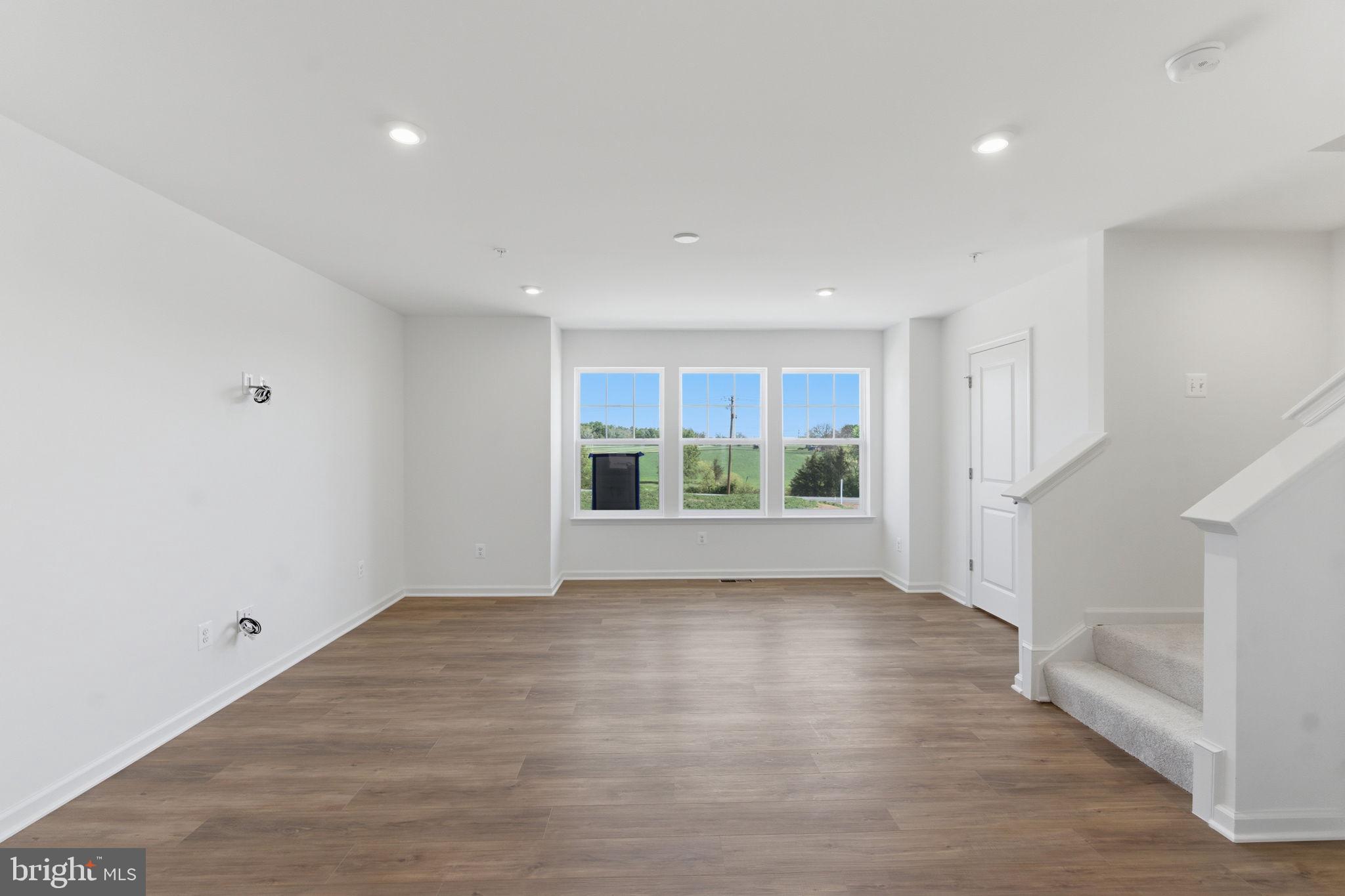 TABLE ROCK TERRACE - Residential