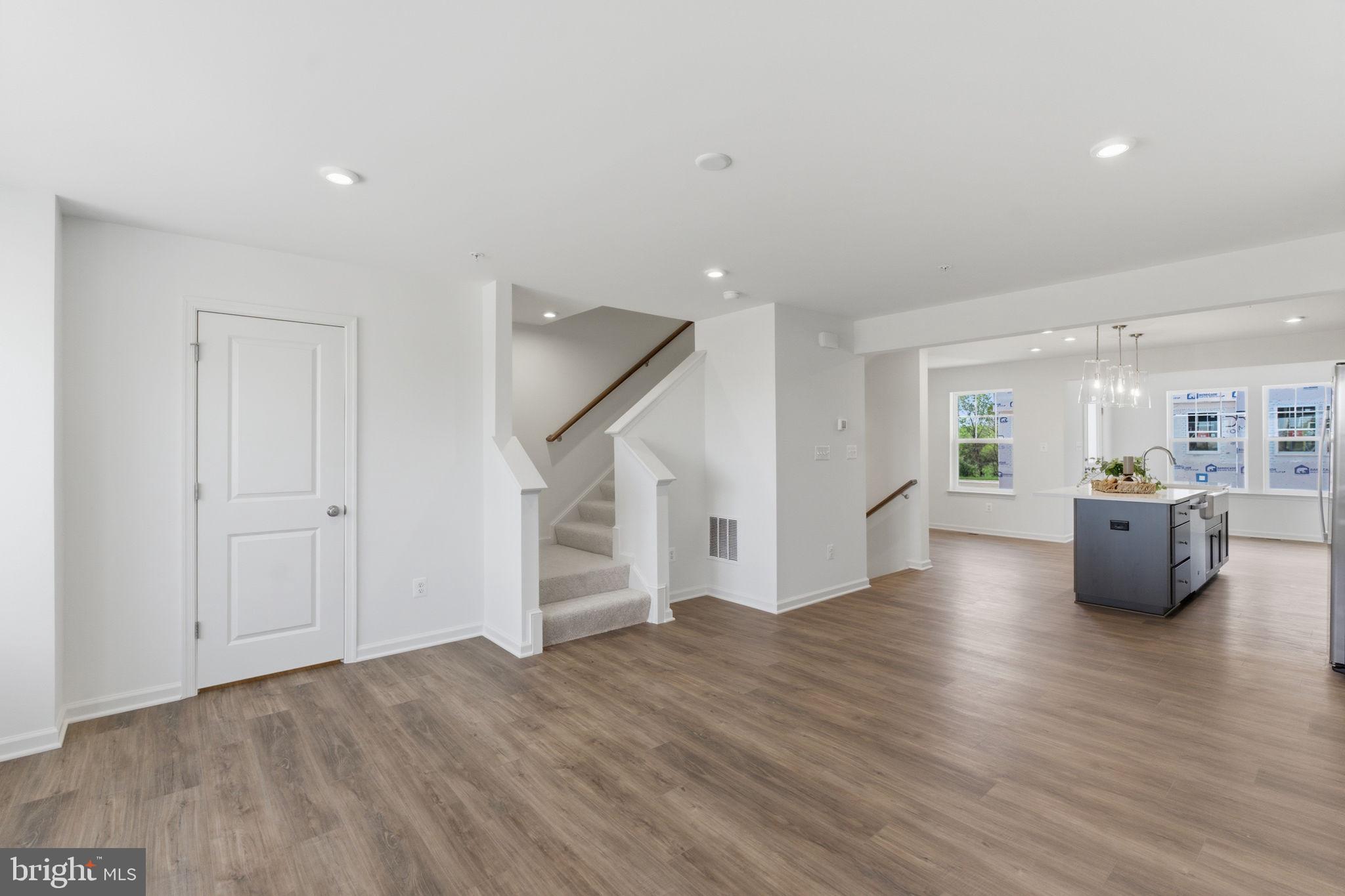 TABLE ROCK TERRACE - Residential