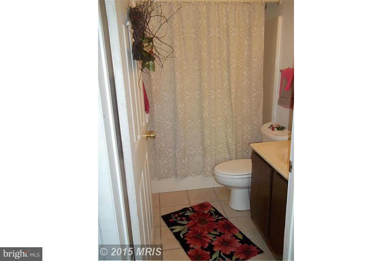 HARBOUR OAKS - Residential