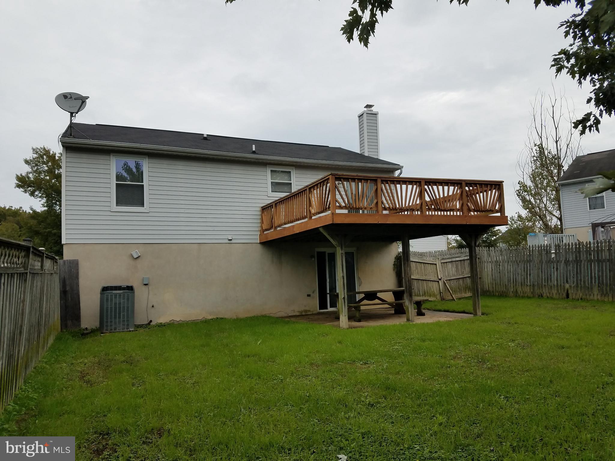 HARBOUR OAKS - Residential