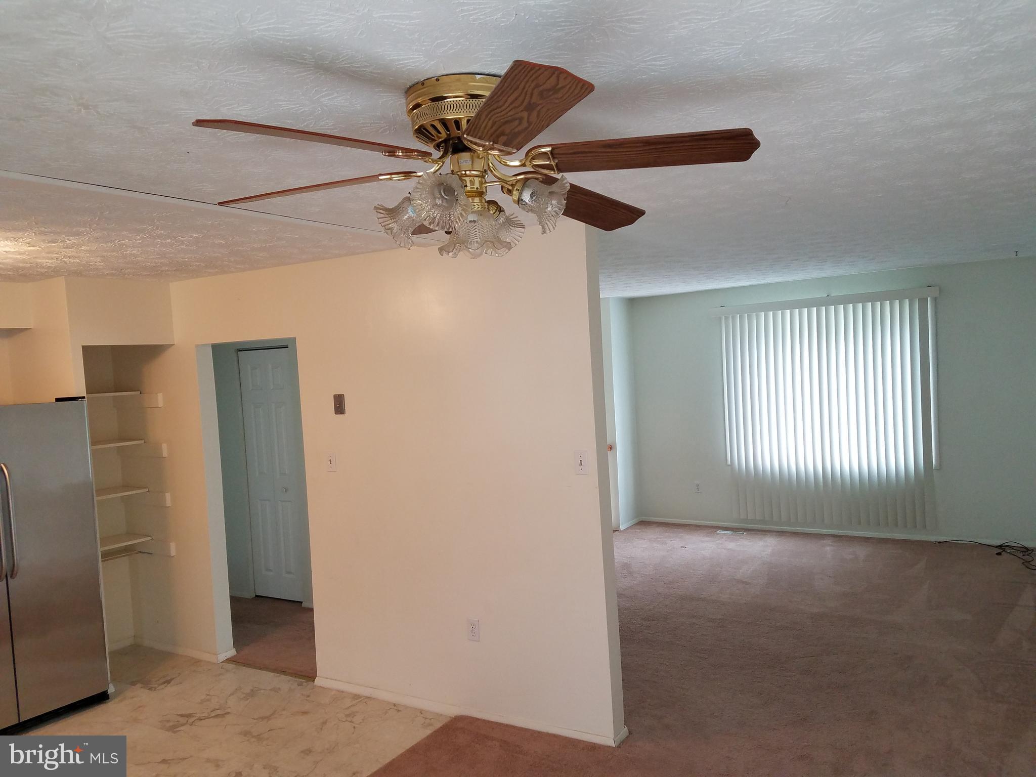 HARBOUR OAKS - Residential