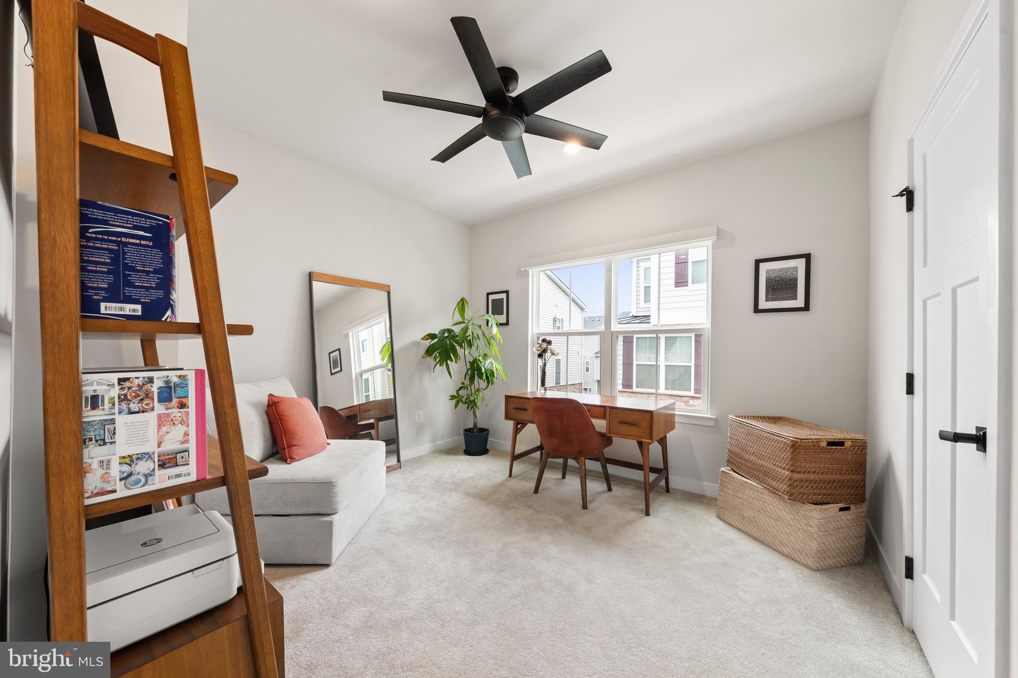 PONDS EDGE - Residential