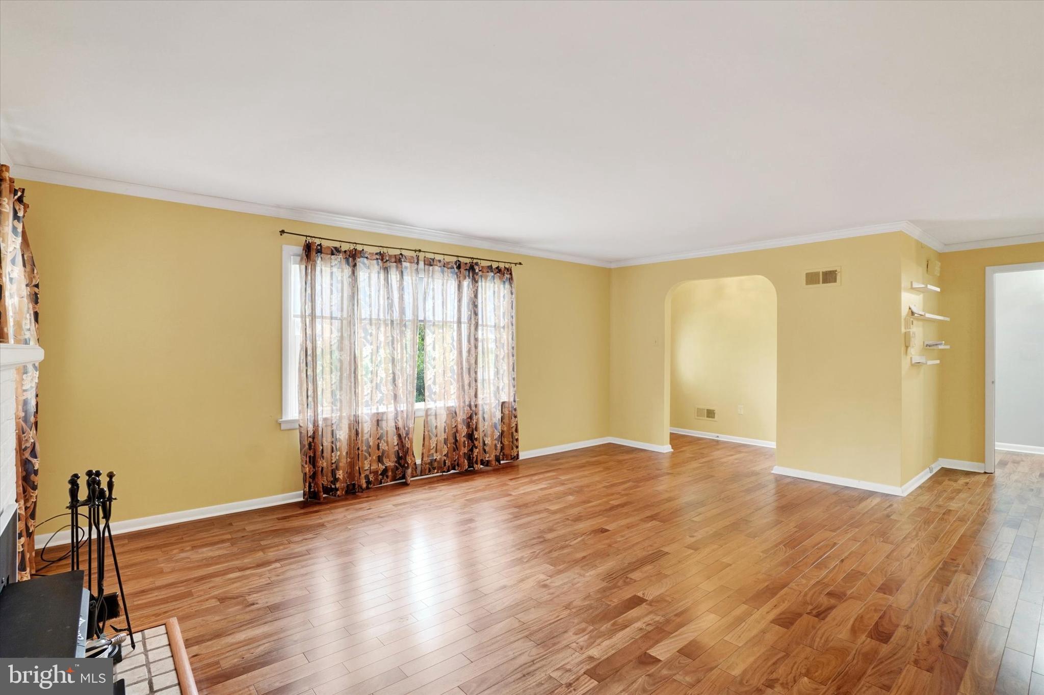 2200 EASTERN BOULEVARD