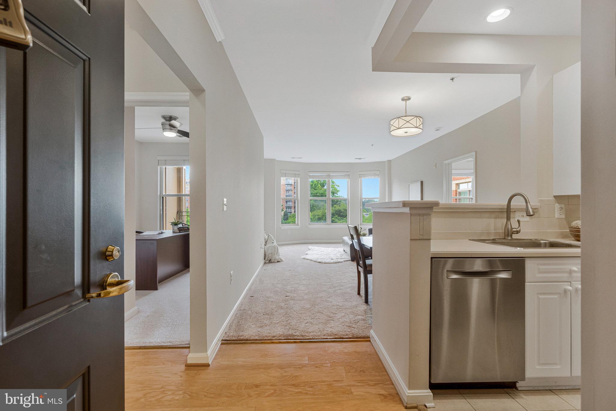 1860 STRATFORD PARK PLACE 306