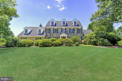 Homes For Sale - 24 Meadow Lane<br/> PENNINGTON, NJ 08534