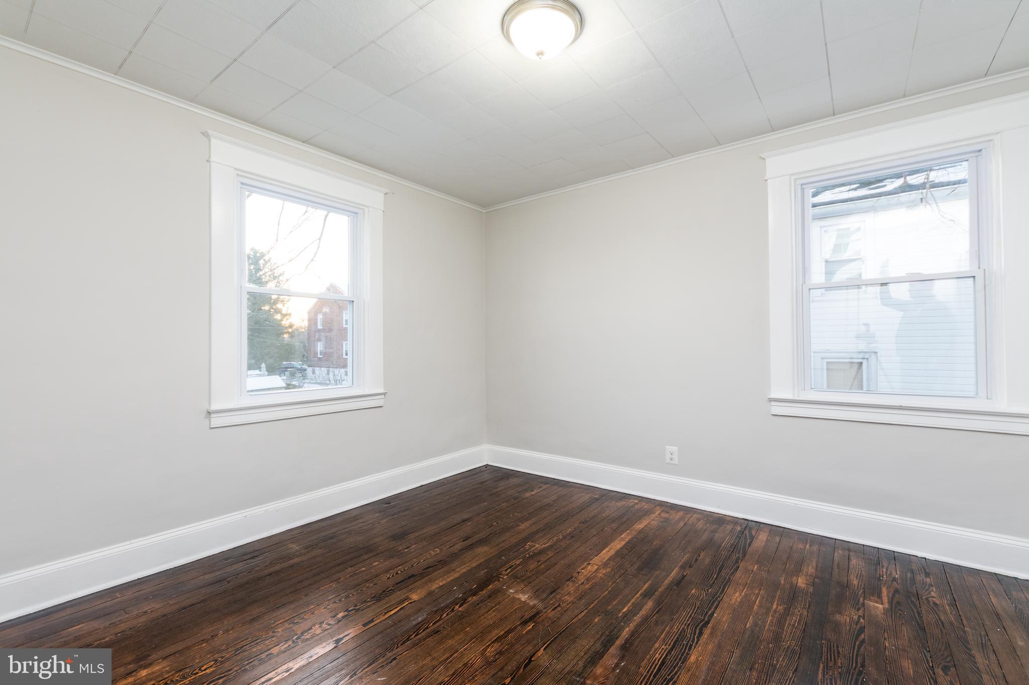 OAKCREST - Residential