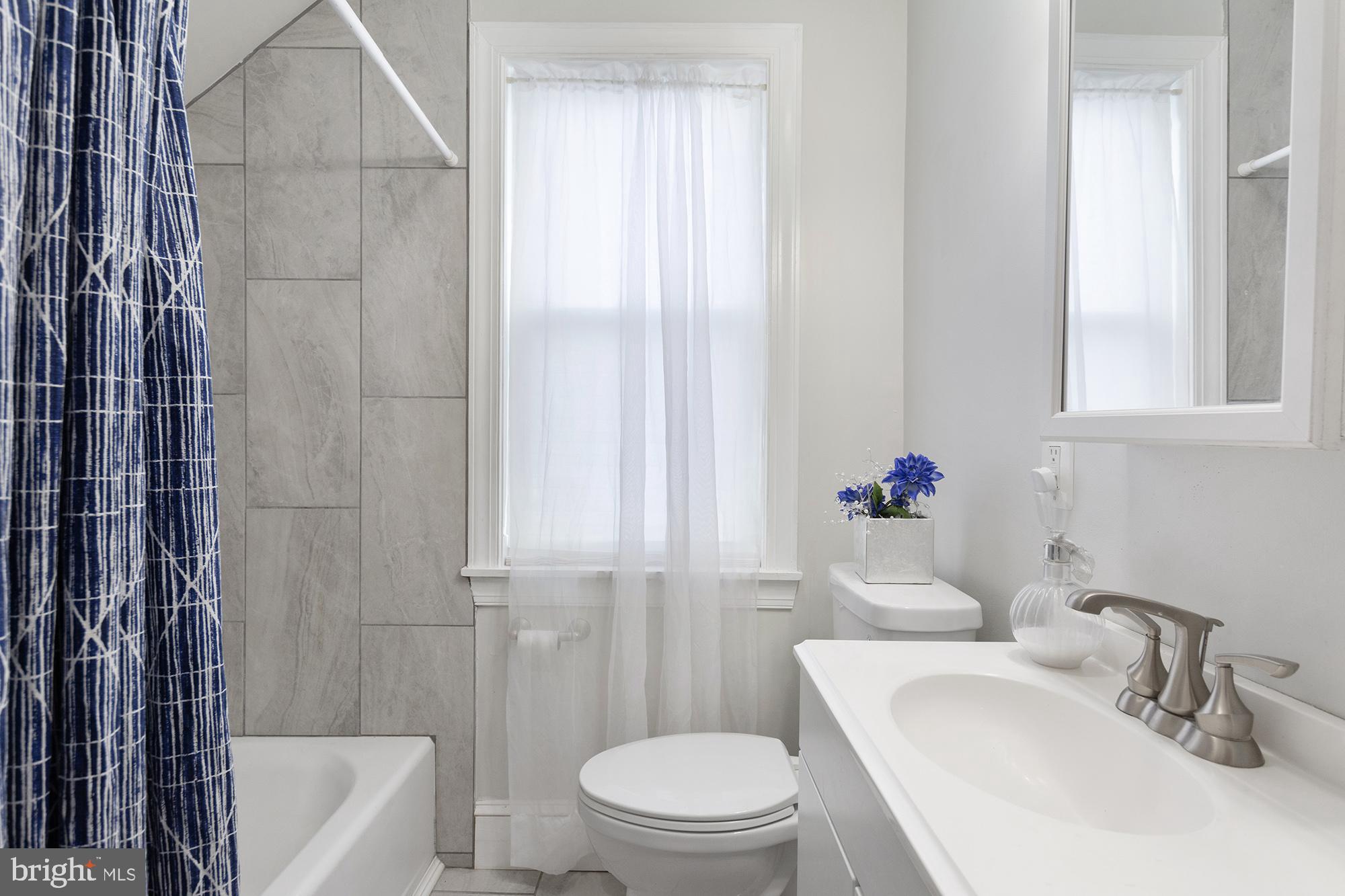 OAKCREST - Residential