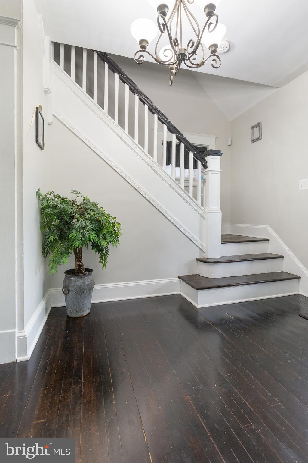 OAKCREST - Residential