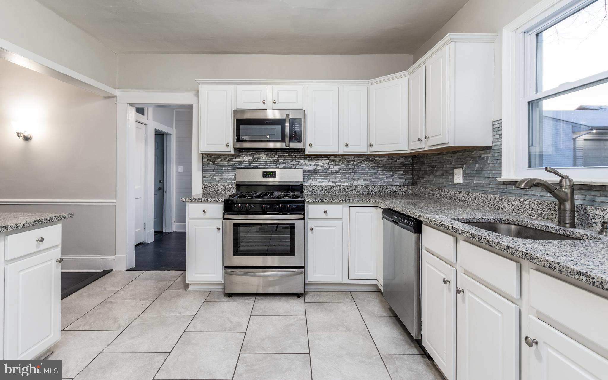 OAKCREST - Residential