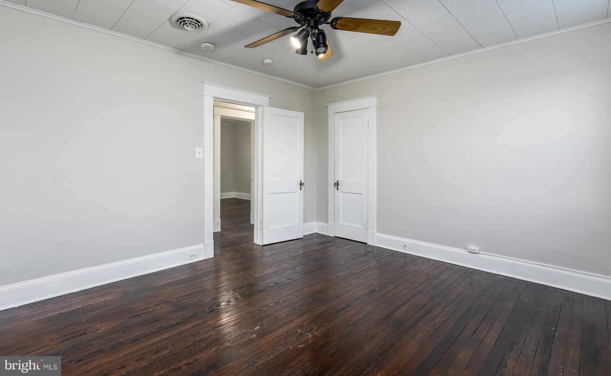 OAKCREST - Residential