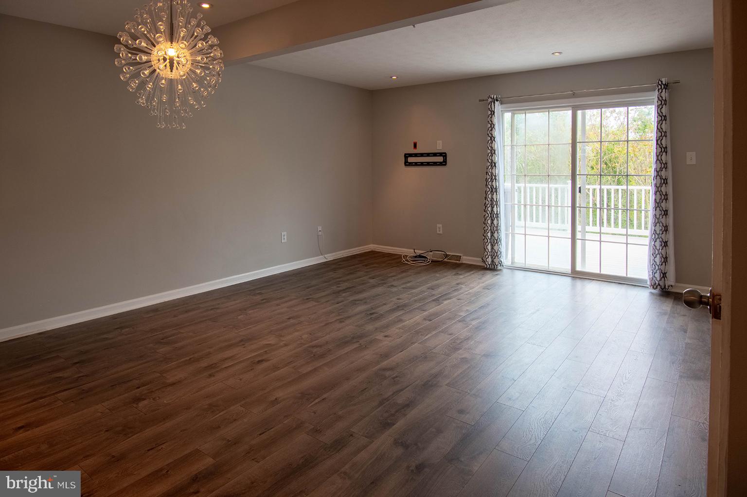 NEW MARKET WEST - Residential Lease