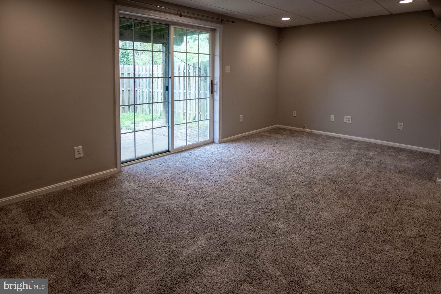 NEW MARKET WEST - Residential Lease