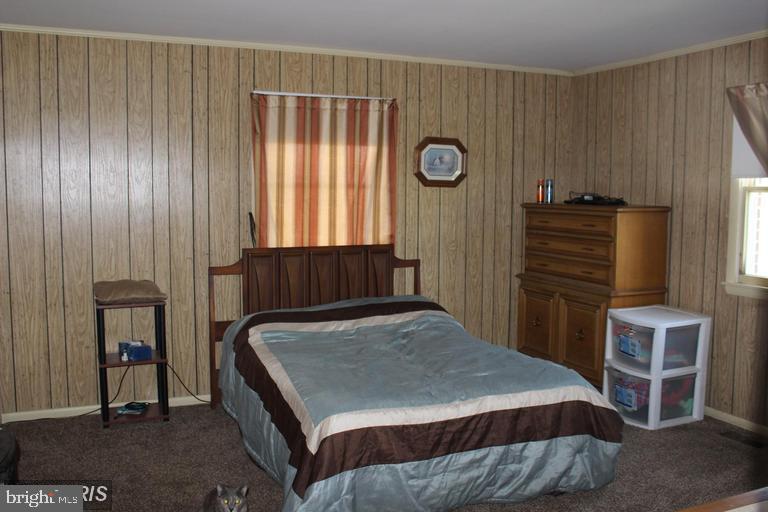 STILL POND - Residential Lease