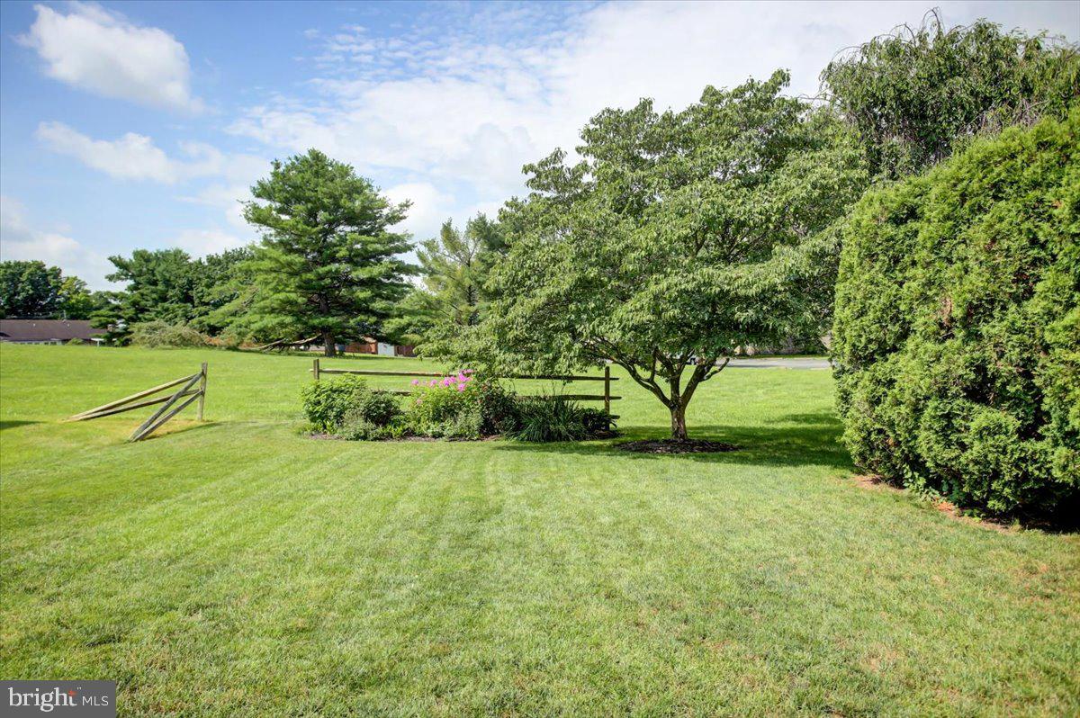 RUSTIC HILL - Residential