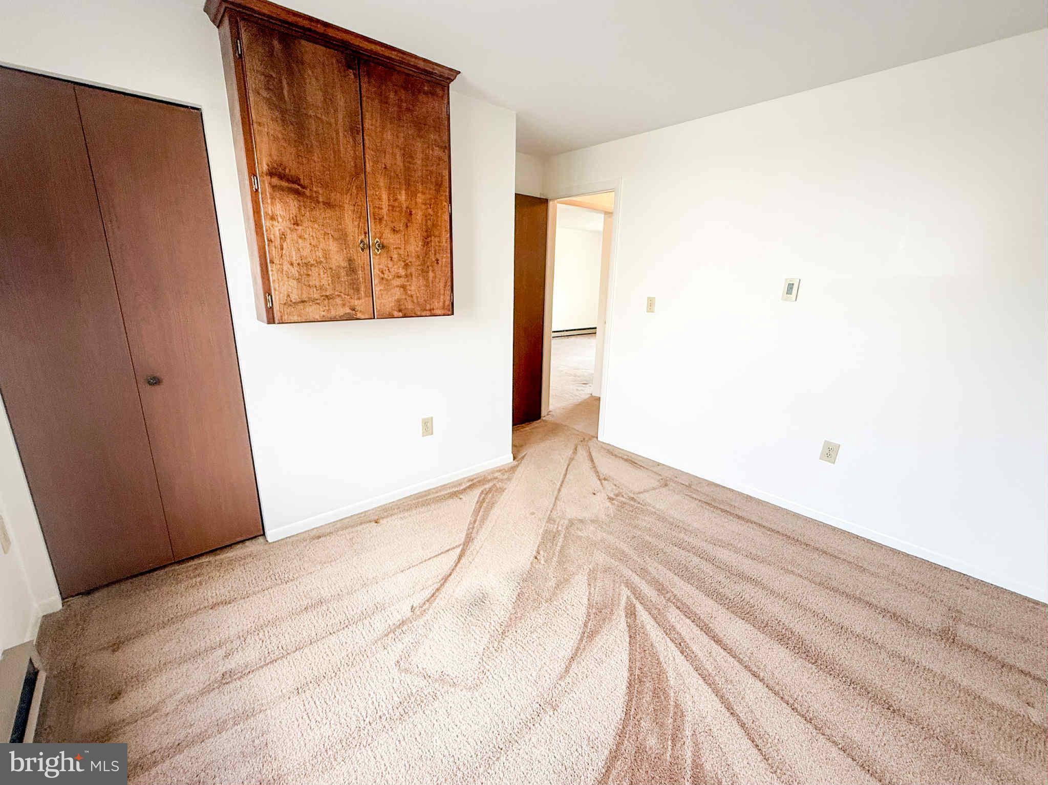 RUSTIC HILL - Residential