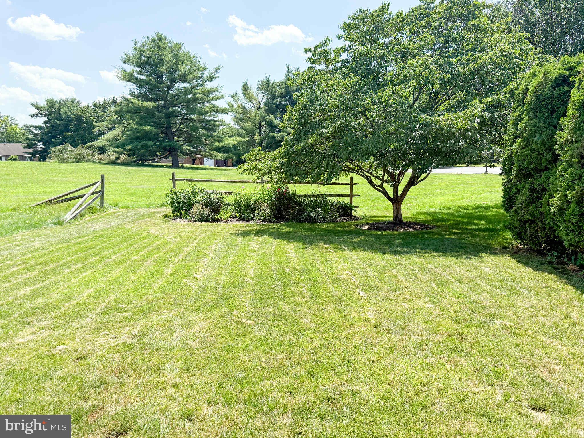 RUSTIC HILL - Residential