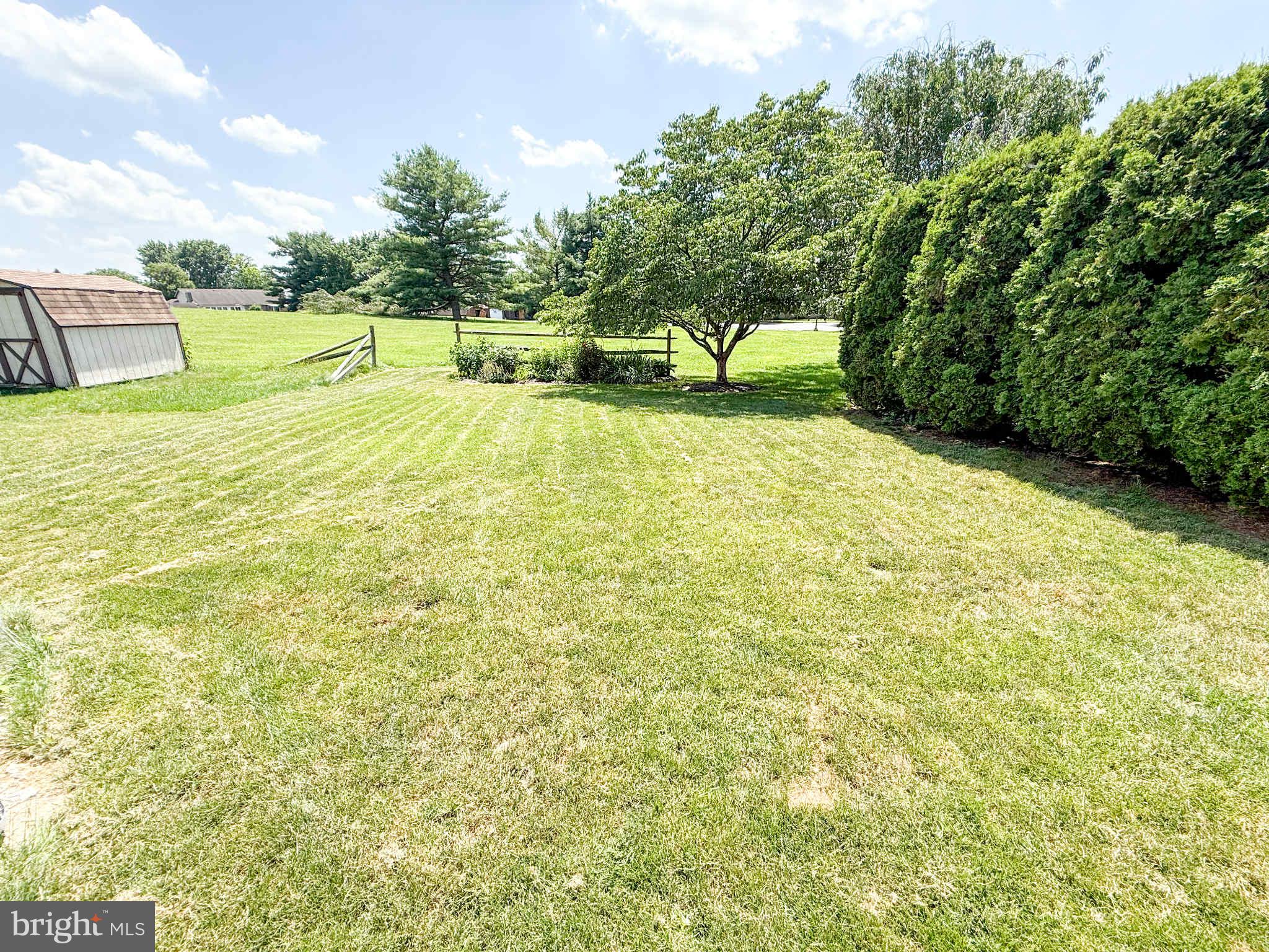 RUSTIC HILL - Residential