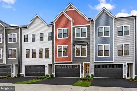 42173 Berrier Farms Terrace, Chantilly, VA 20152 - MLS#: VALO2091010