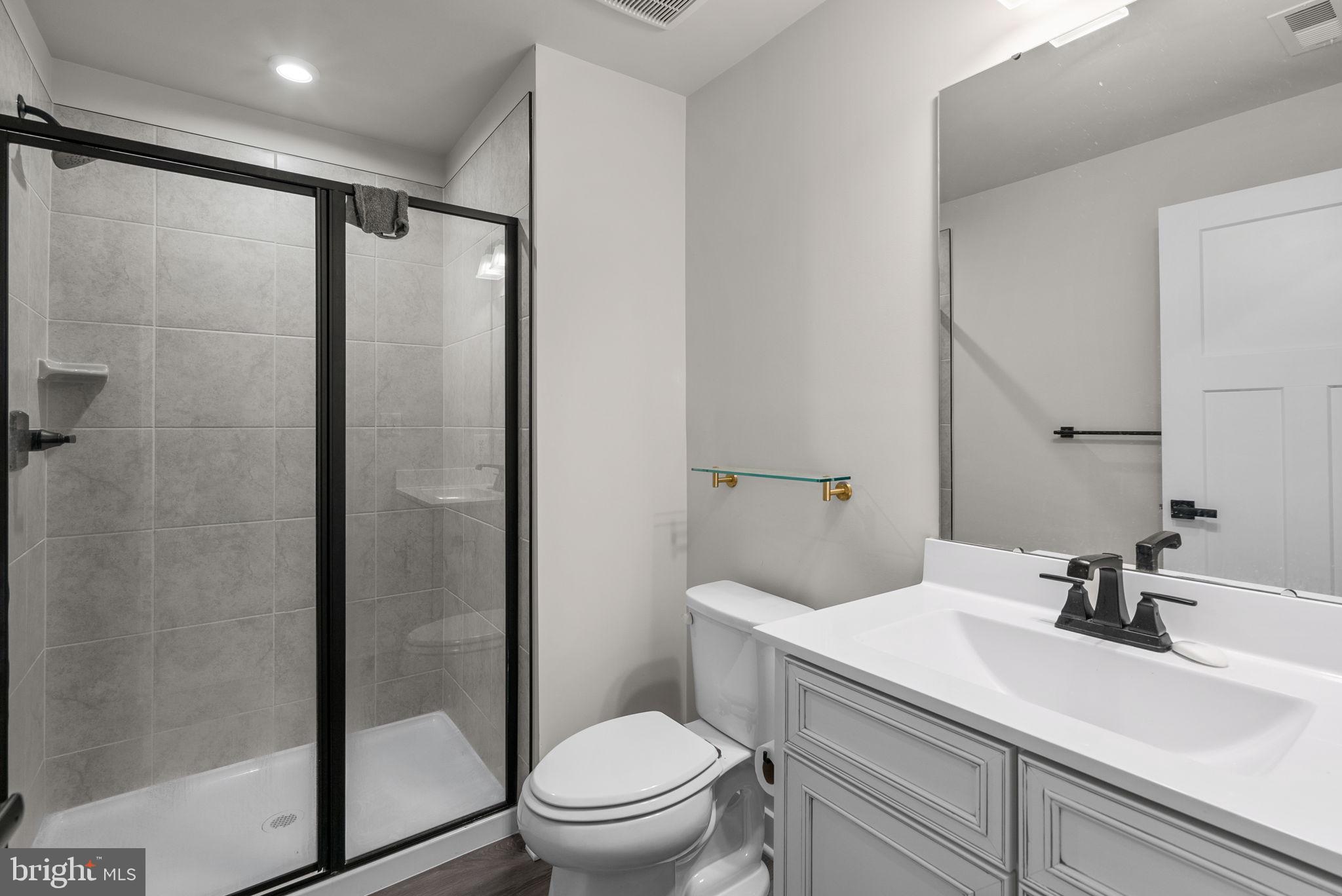 JAMES RUN CARRIAGE HOMES - Residential