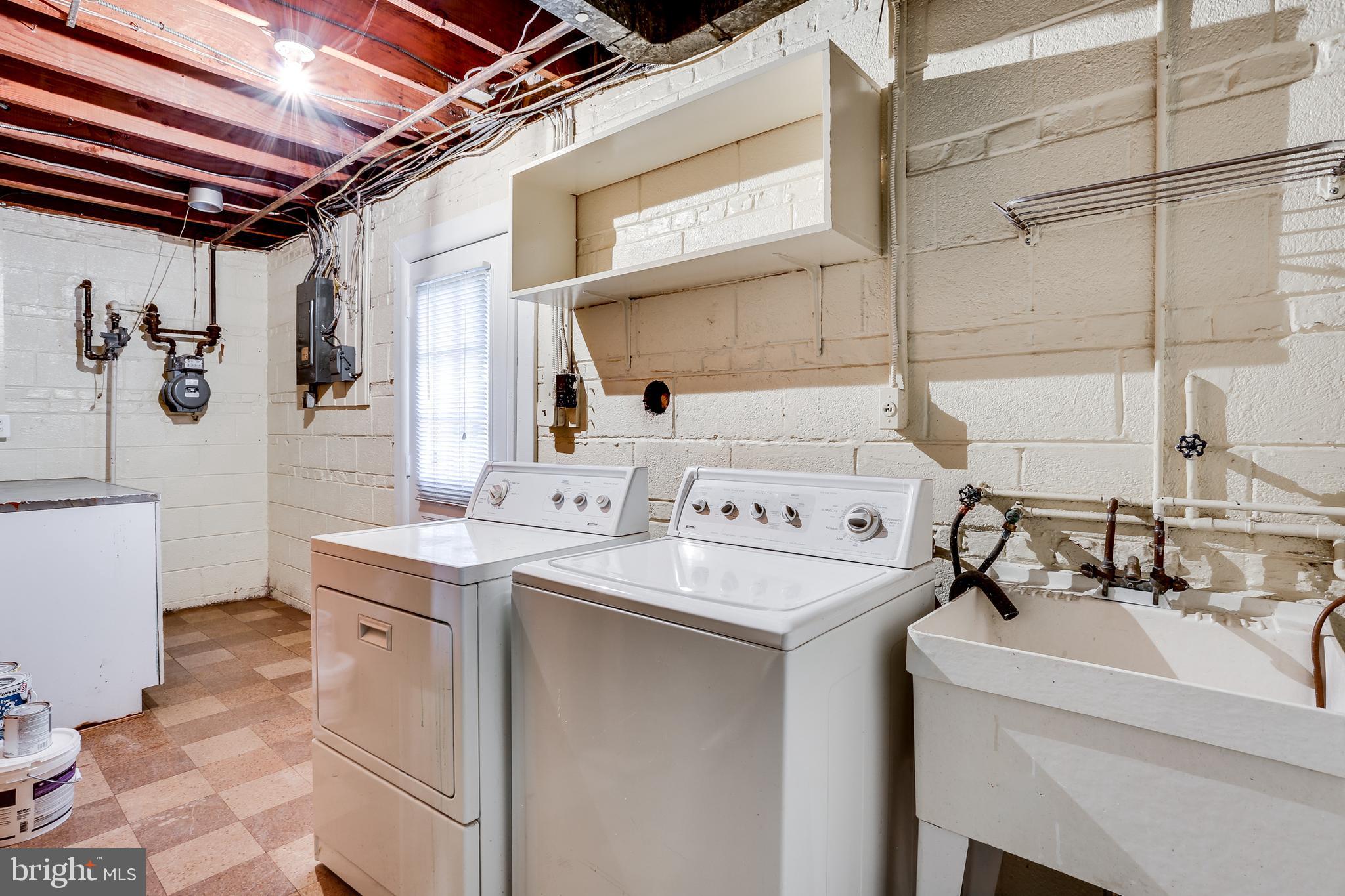 PINEVIEW - Residential Lease